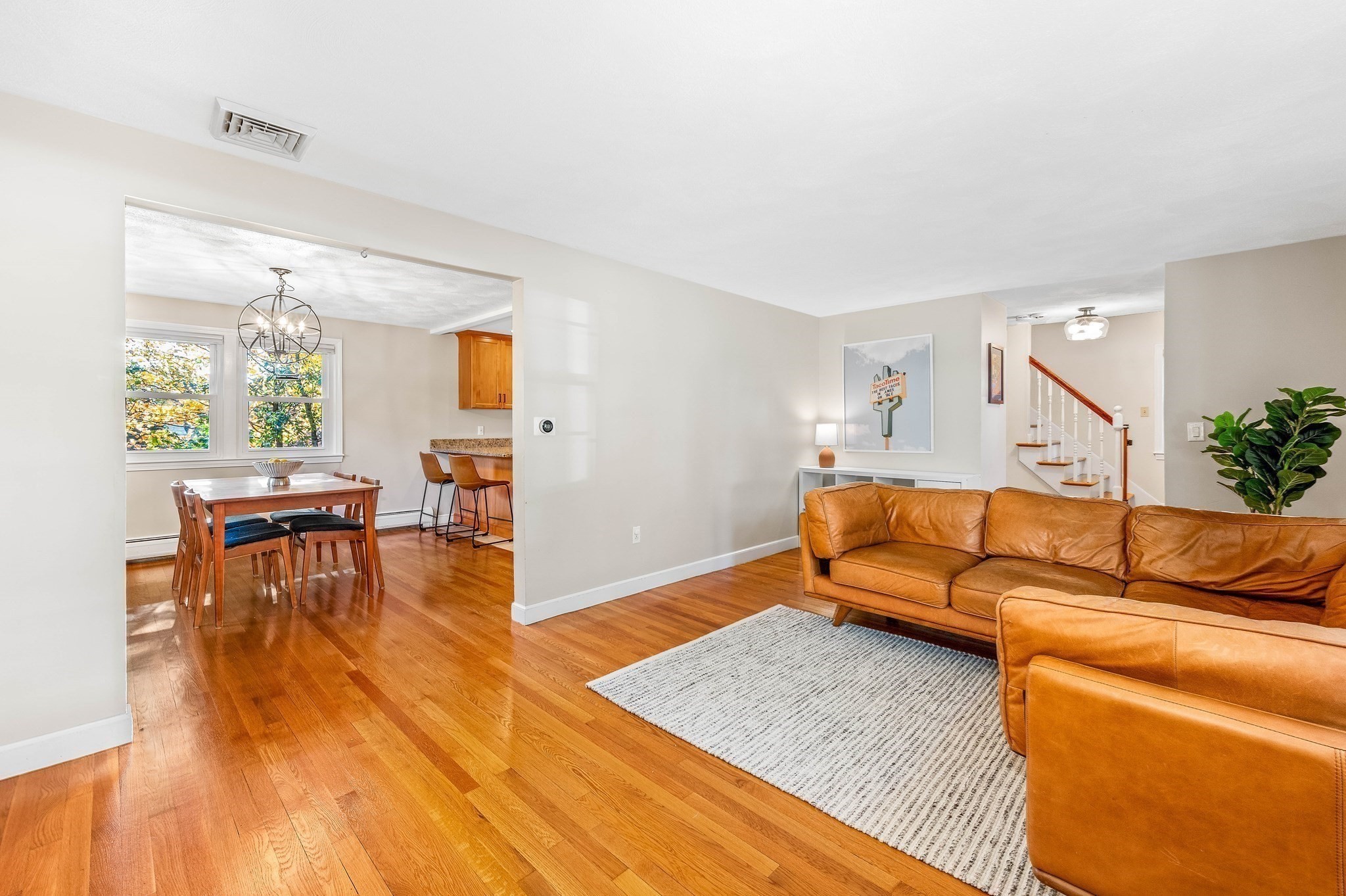 2 Margaret St Property Photo 6