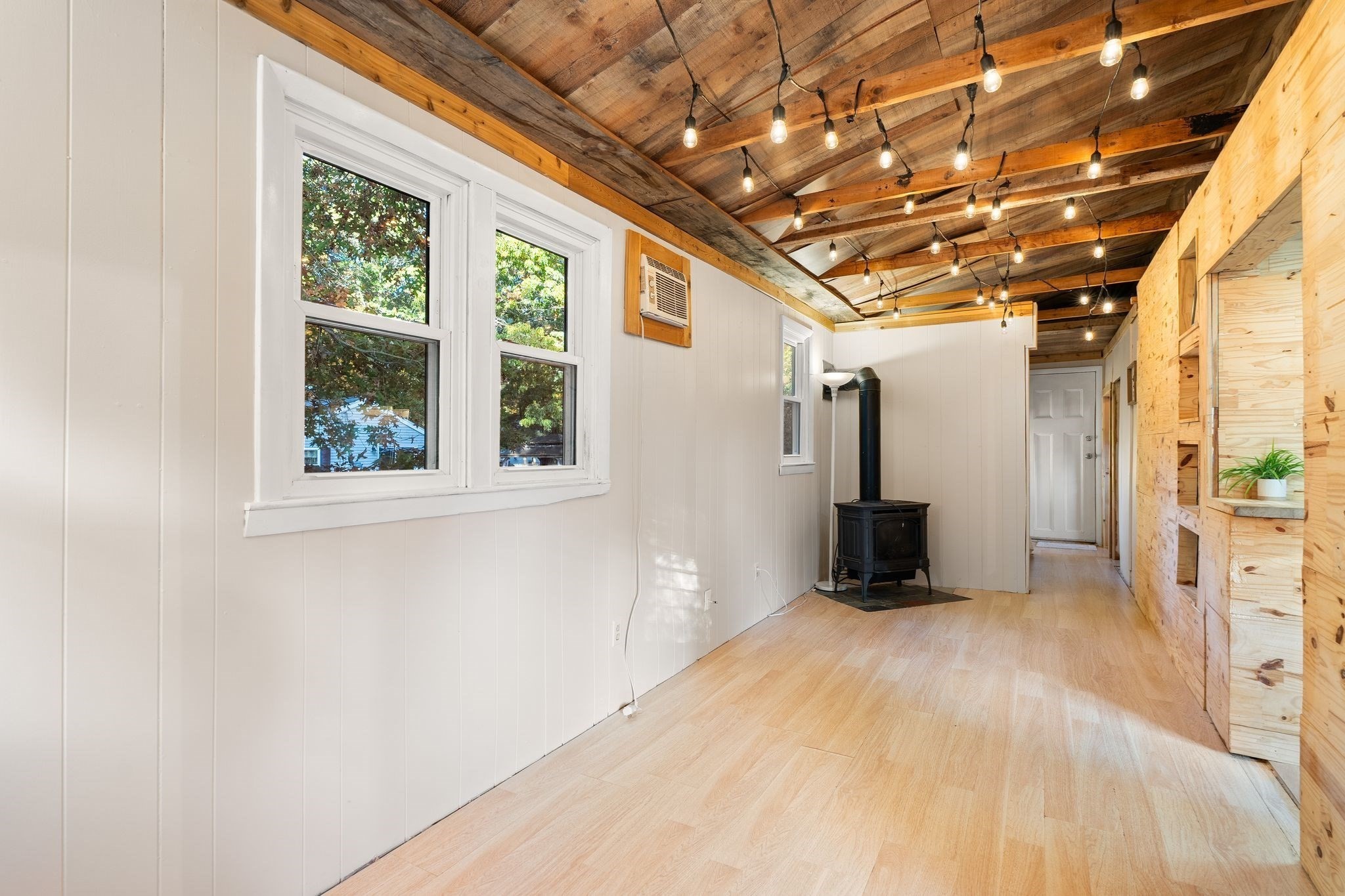 9 Pine Way Property Photo 6