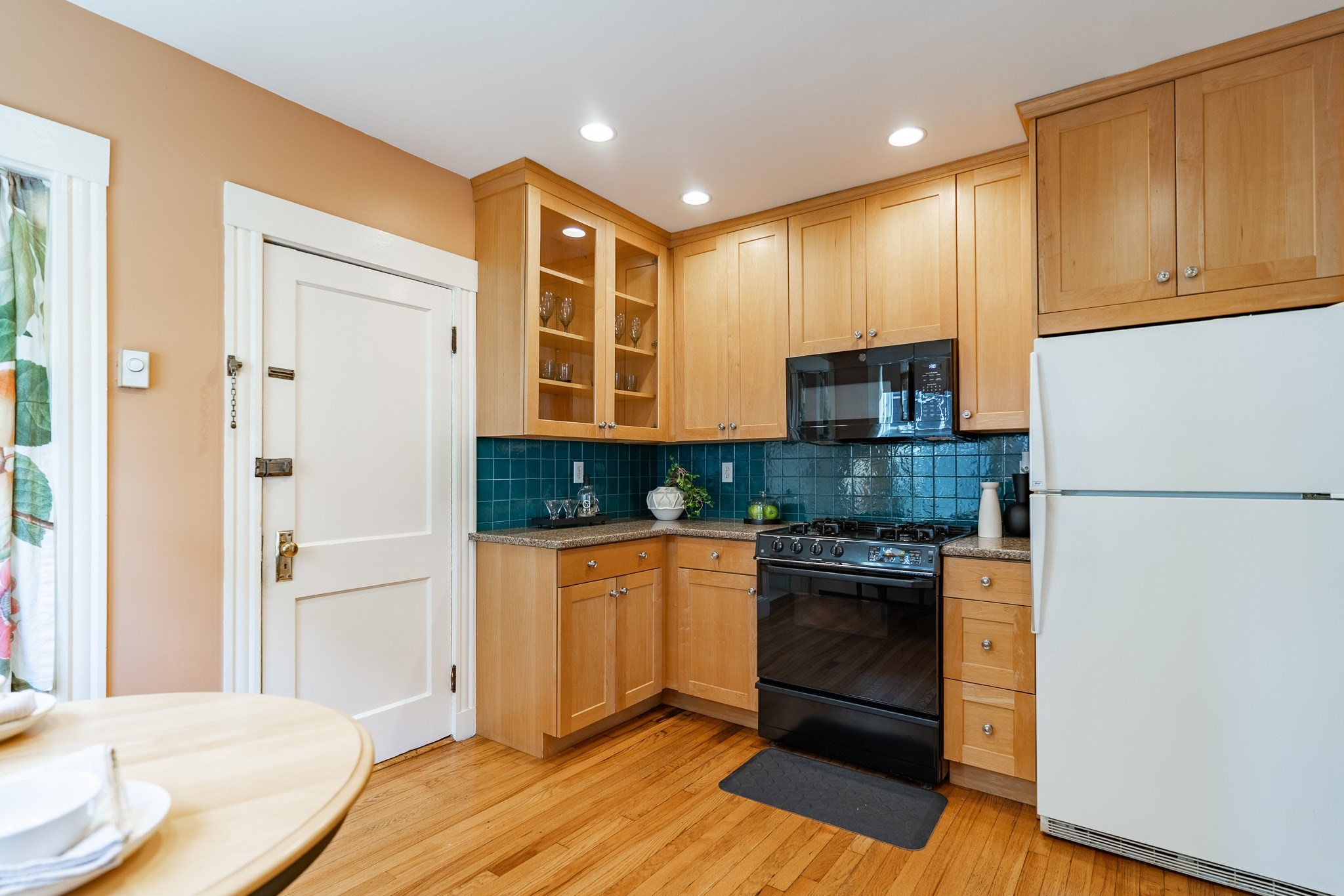 44 Boynton St # B Property Photo 15