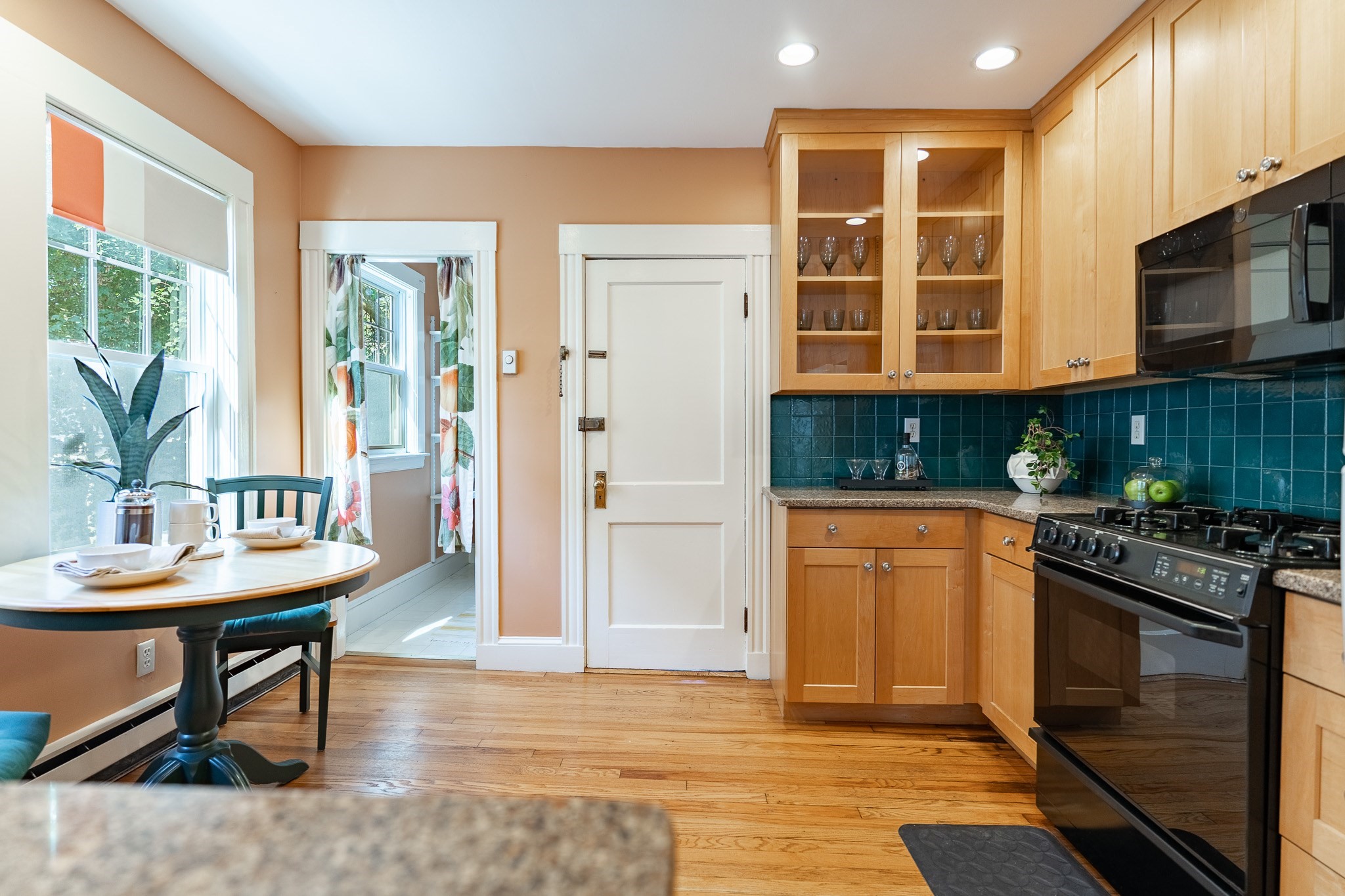 44 Boynton St # B Property Photo 16