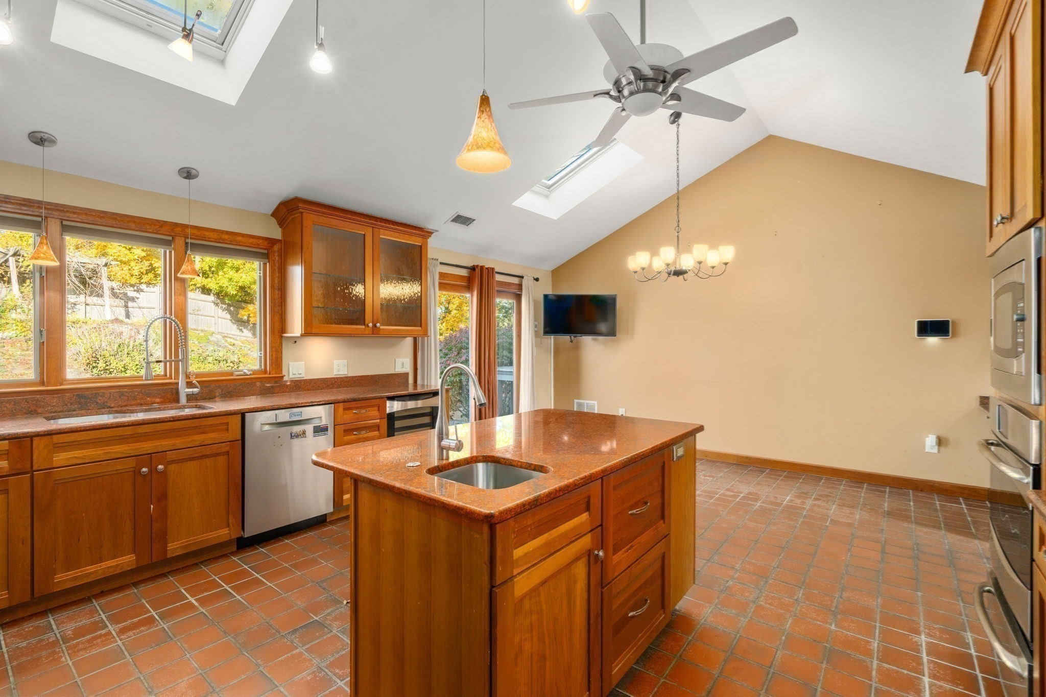 5 Pebble Place Property Photo 12