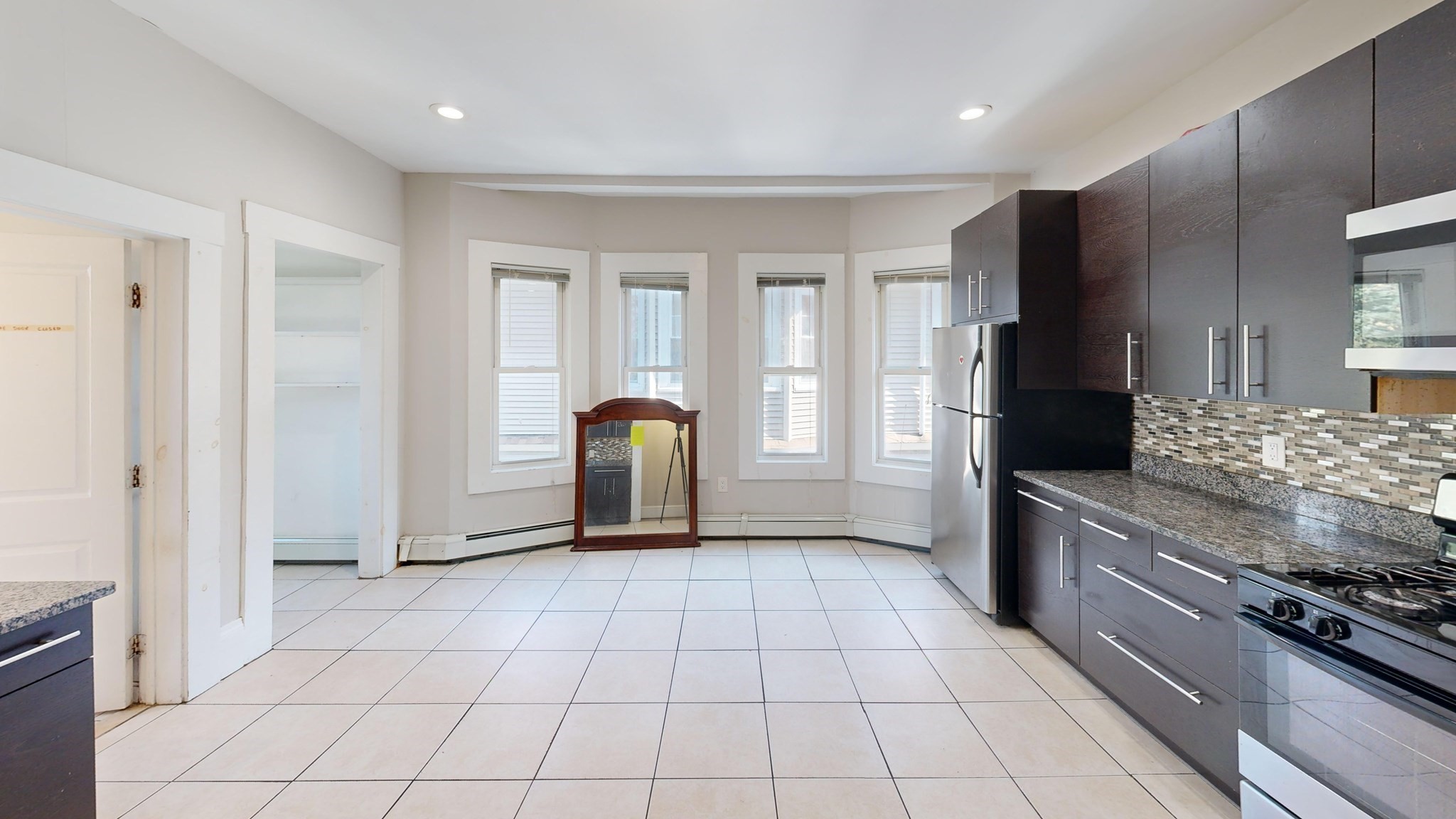 3147-3149 Washington St. # 3 Property Photo 2