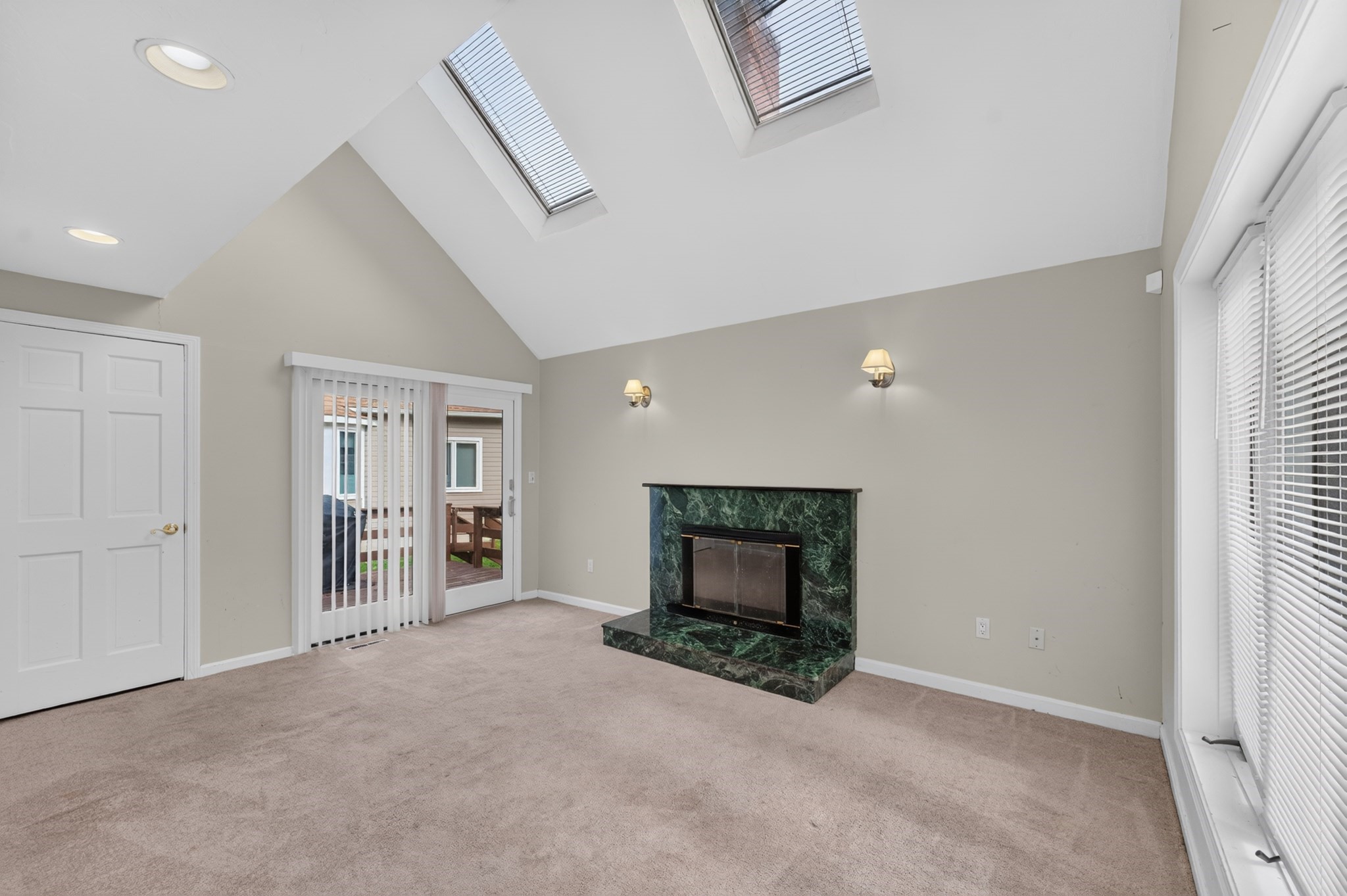 10 Copperwood Dr # 10 Property Photo 11