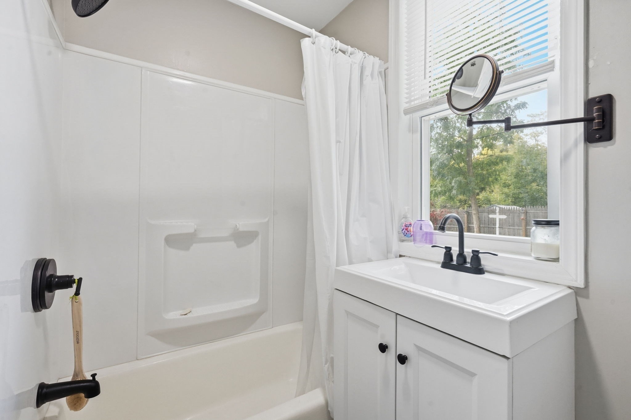 38 Worthy St Property Photo 19