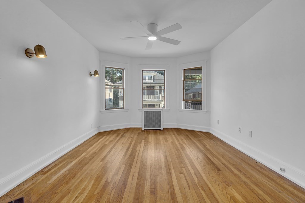 69 Westmoreland St # 1 Property Photo 1
