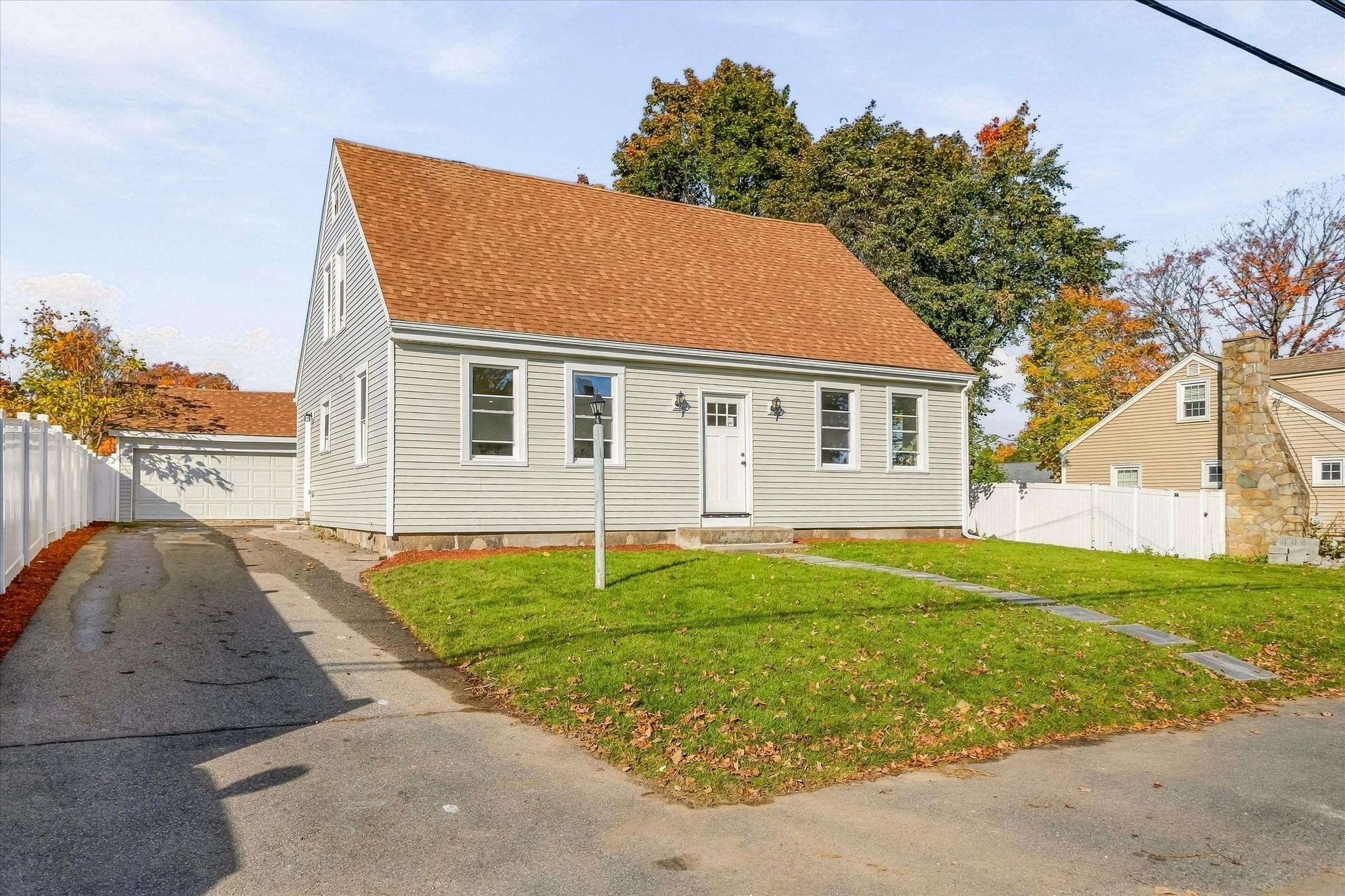 33 Congress St Property Photo 1