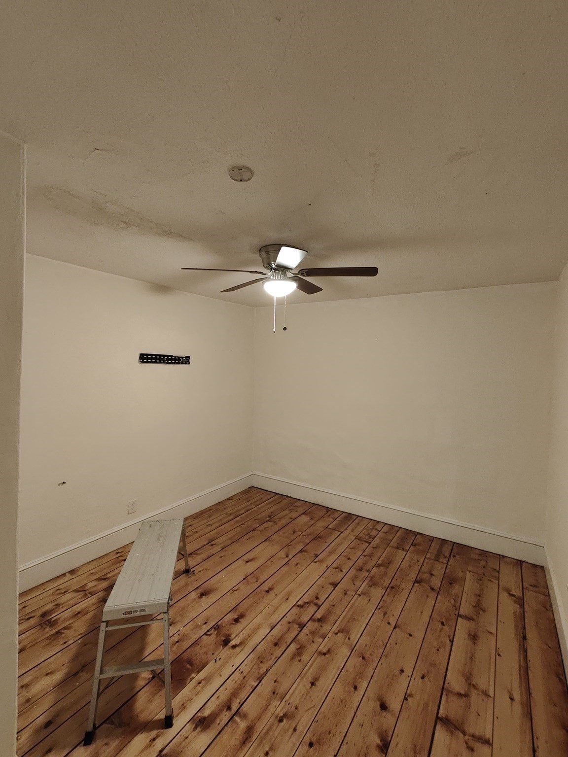 14 Wall St Property Photo 23
