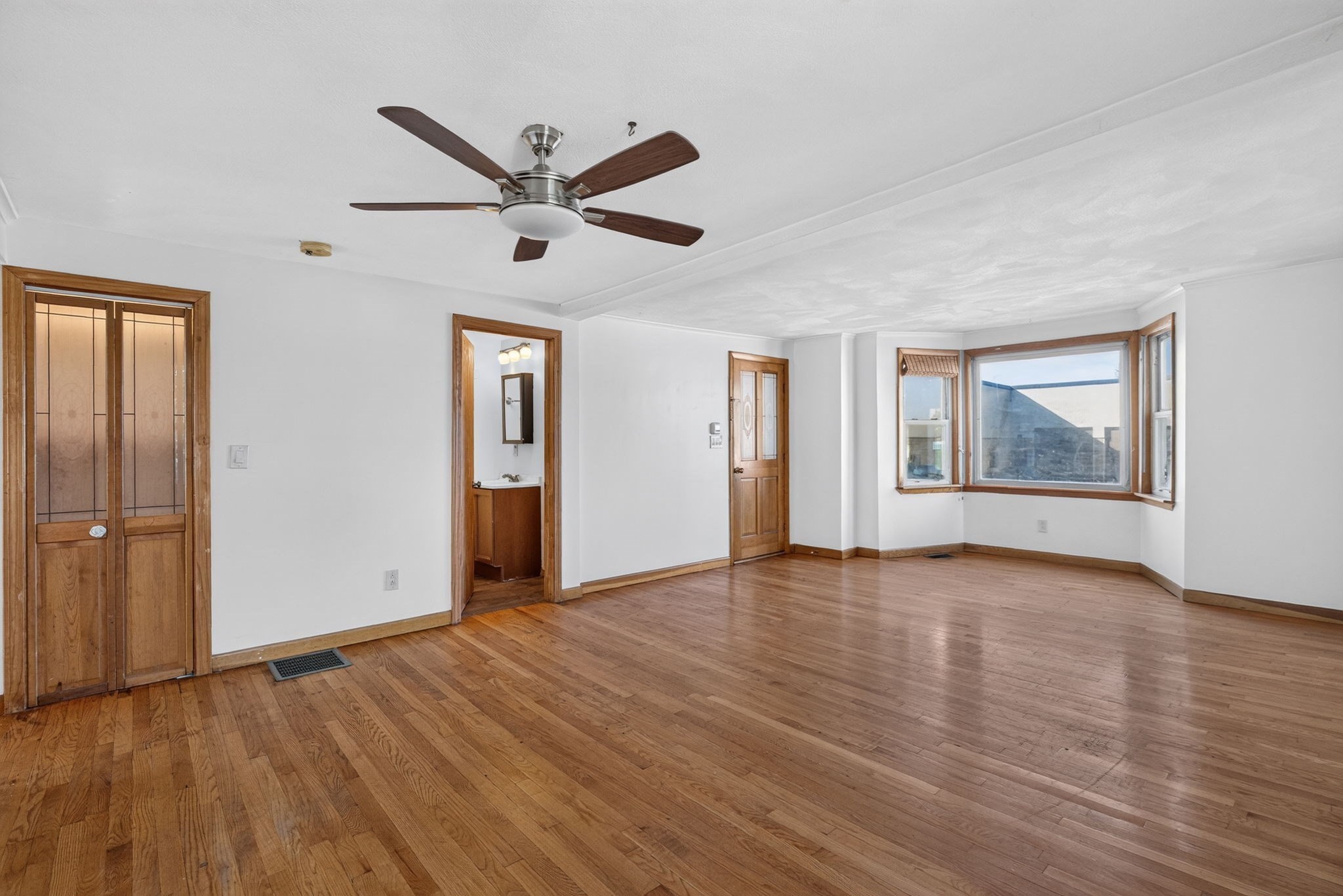 108 Madison St Property Photo 2