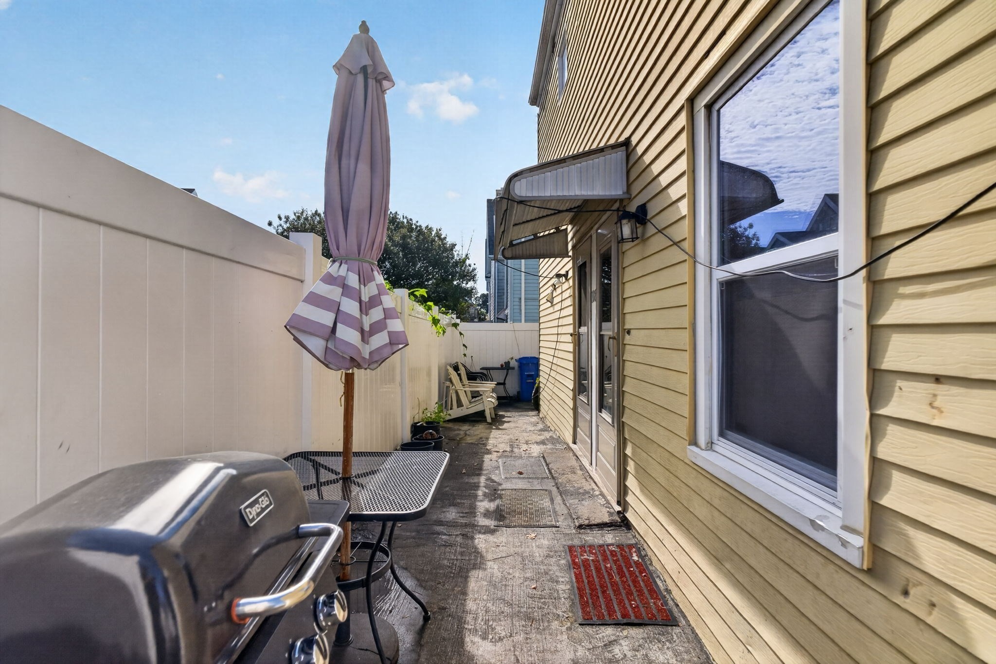108 Madison St Property Photo 17