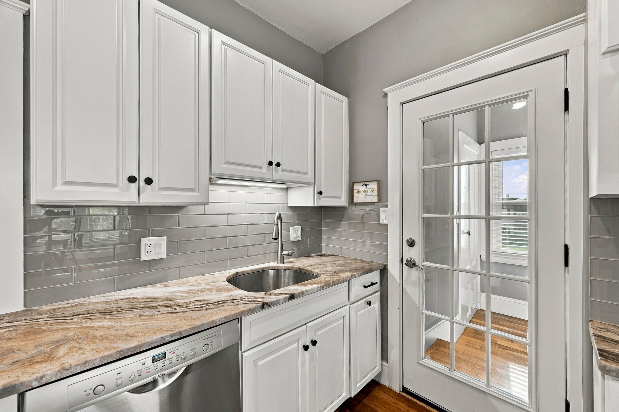 14 Otis St Property Photo 10