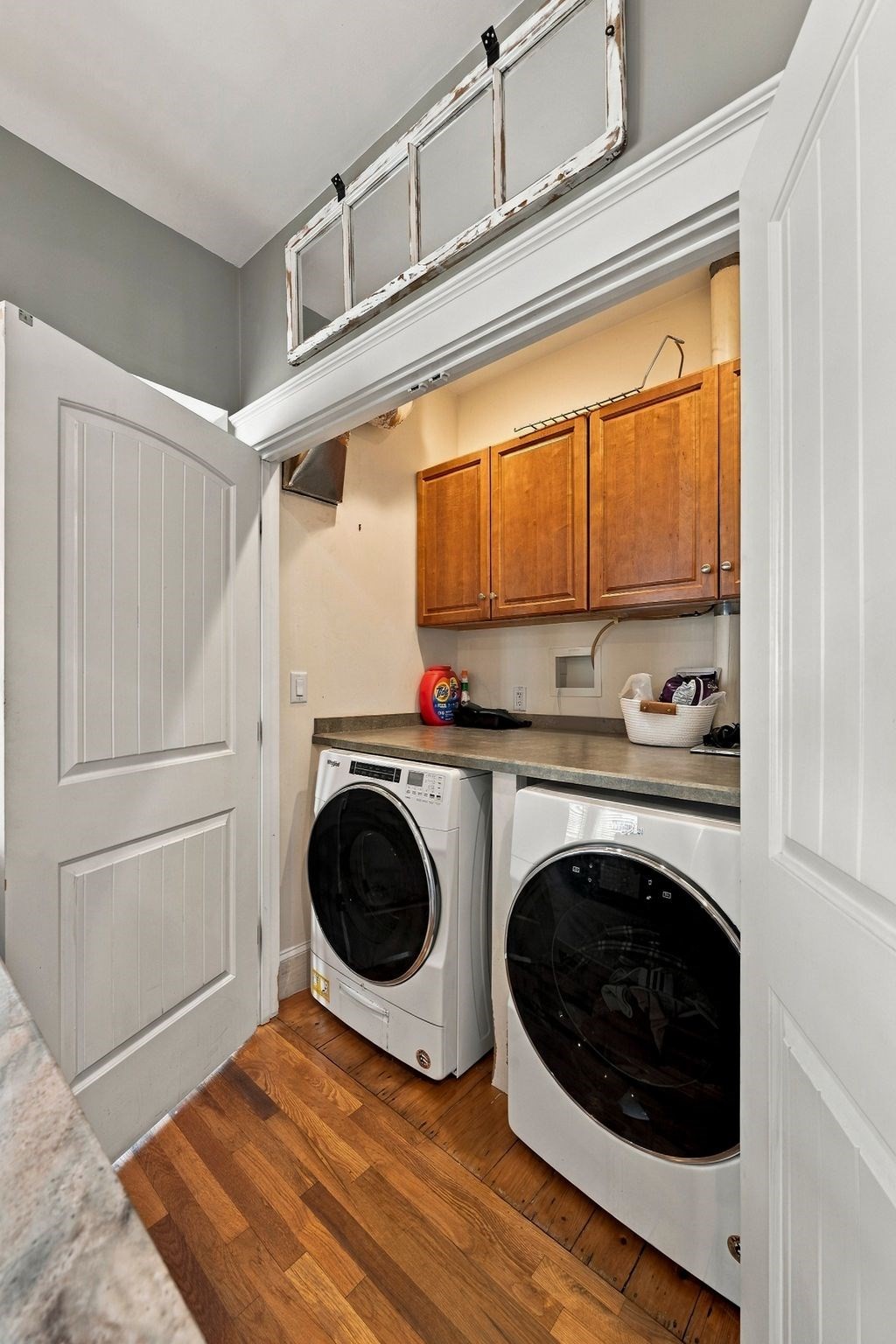 14 Otis St Property Photo 12
