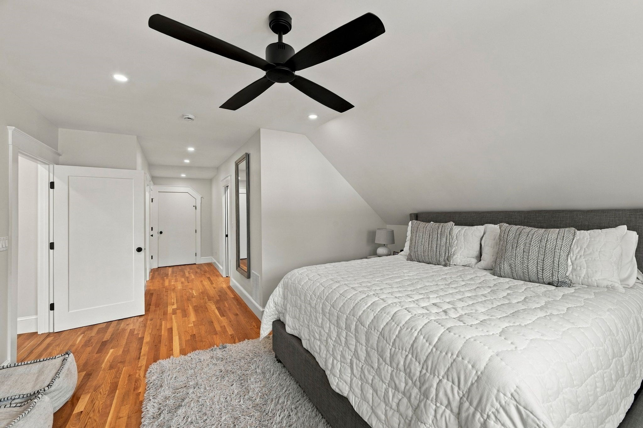 14 Otis St Property Photo 22