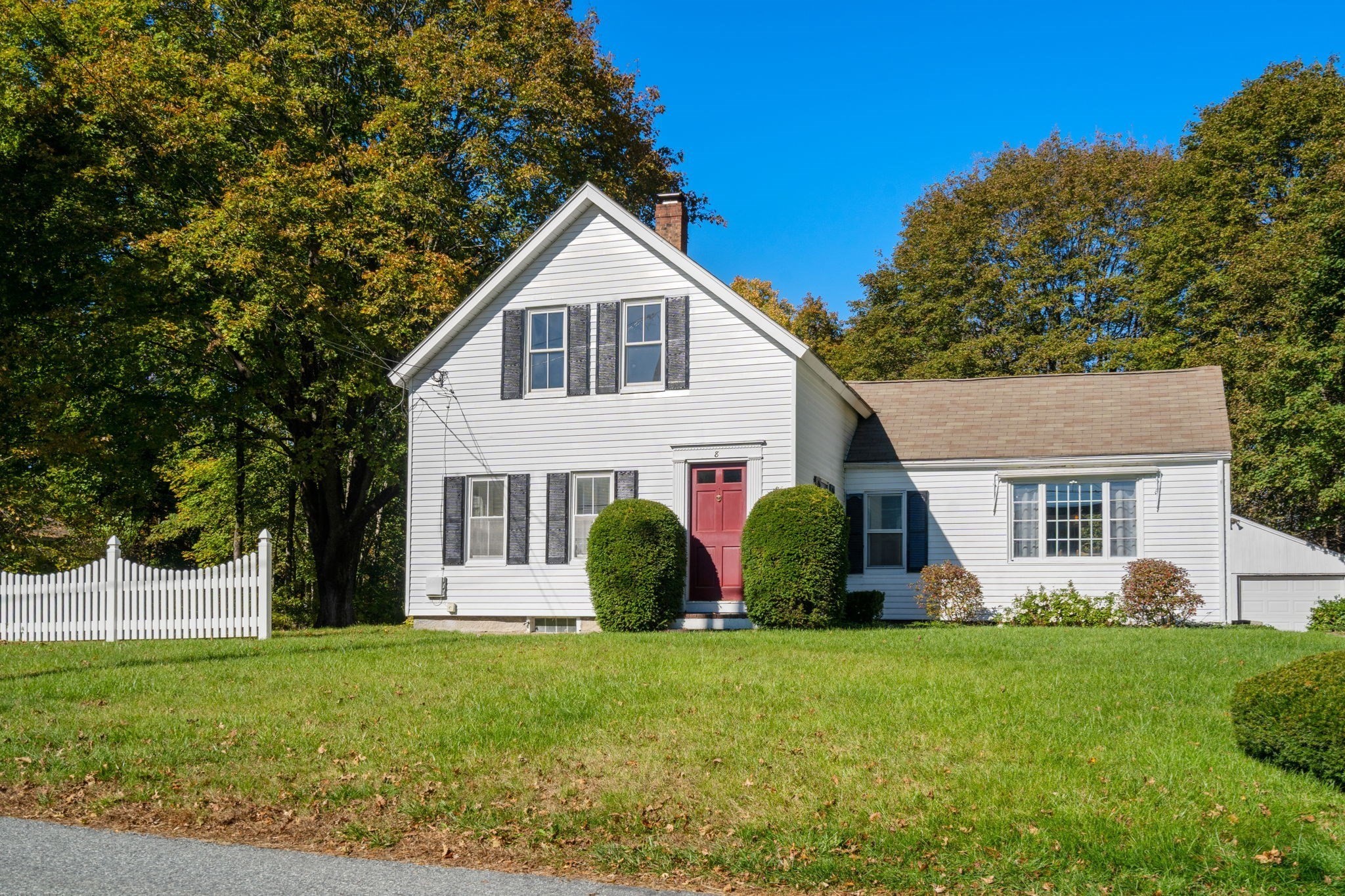 8 Summer Street Property Photo 1