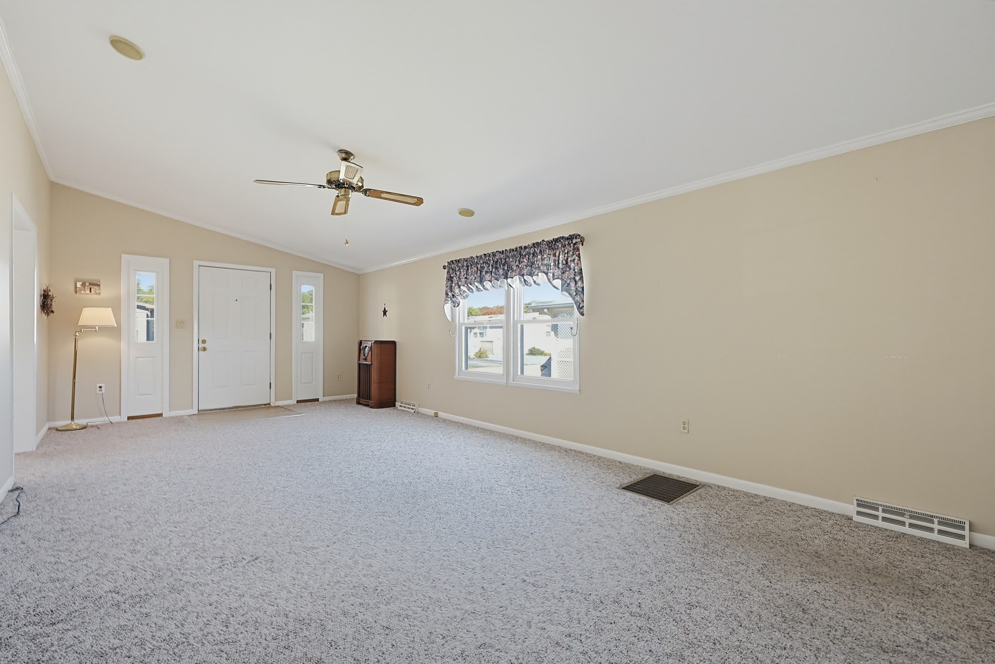 4 Forest Lane Property Photo 7