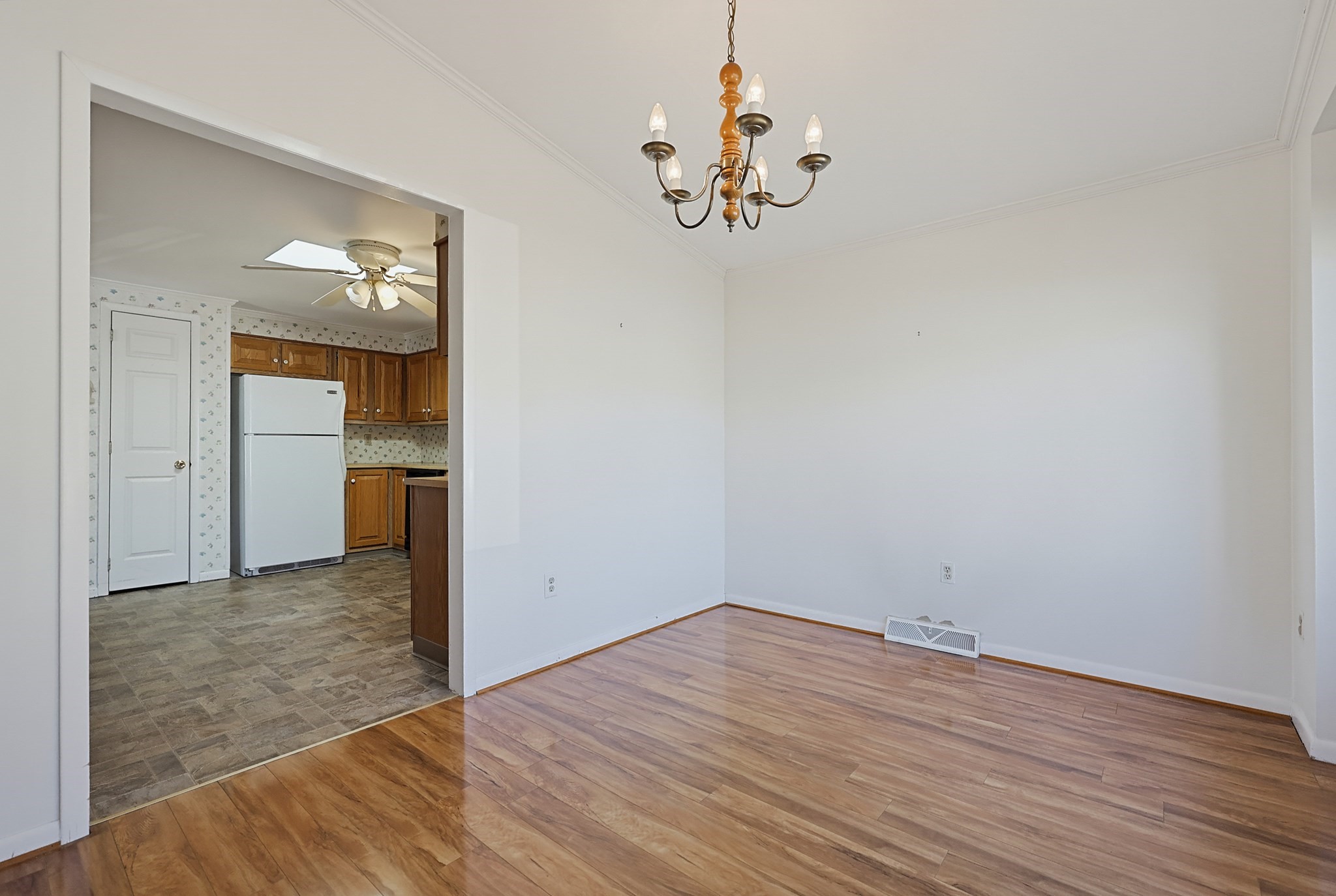 4 Forest Lane Property Photo 11
