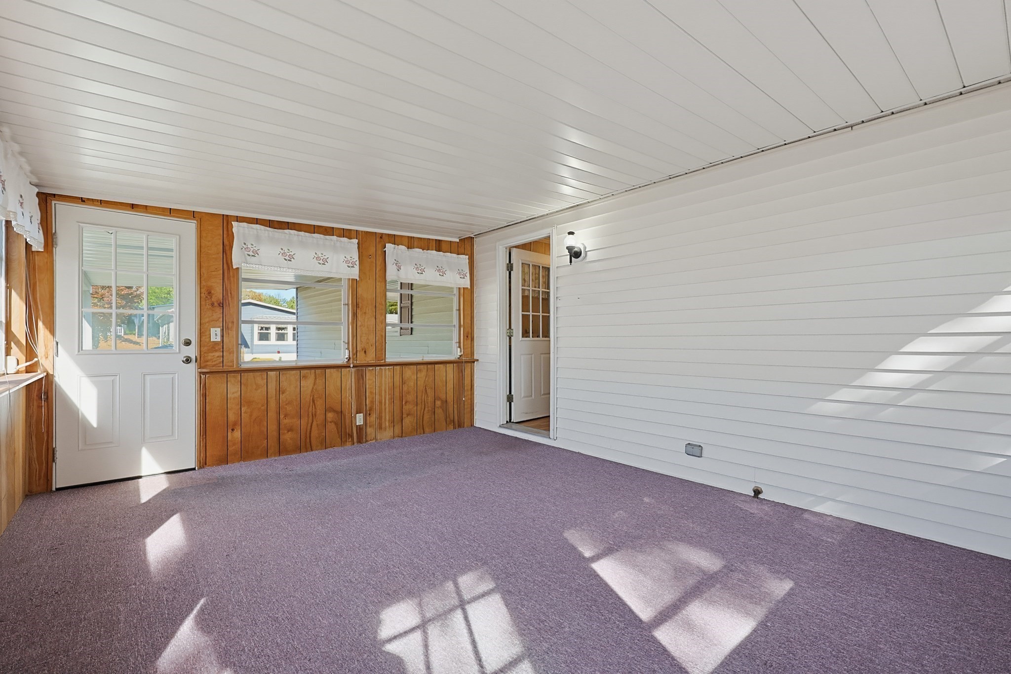 4 Forest Lane Property Photo 32