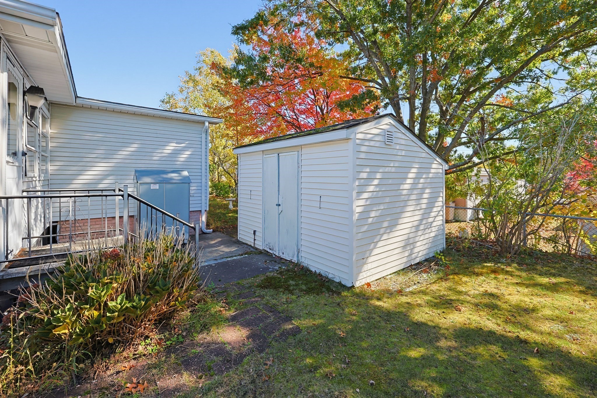 4 Forest Lane Property Photo 35