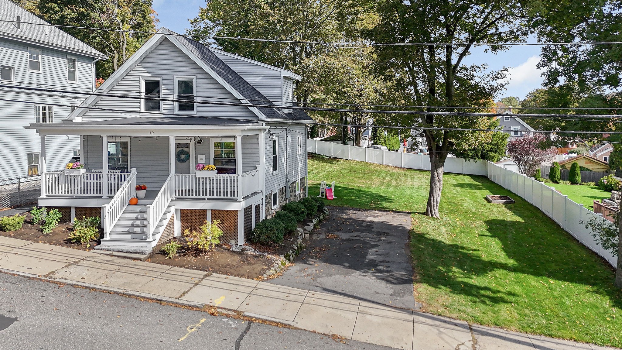 19 Eastern Ave Property Photo 1