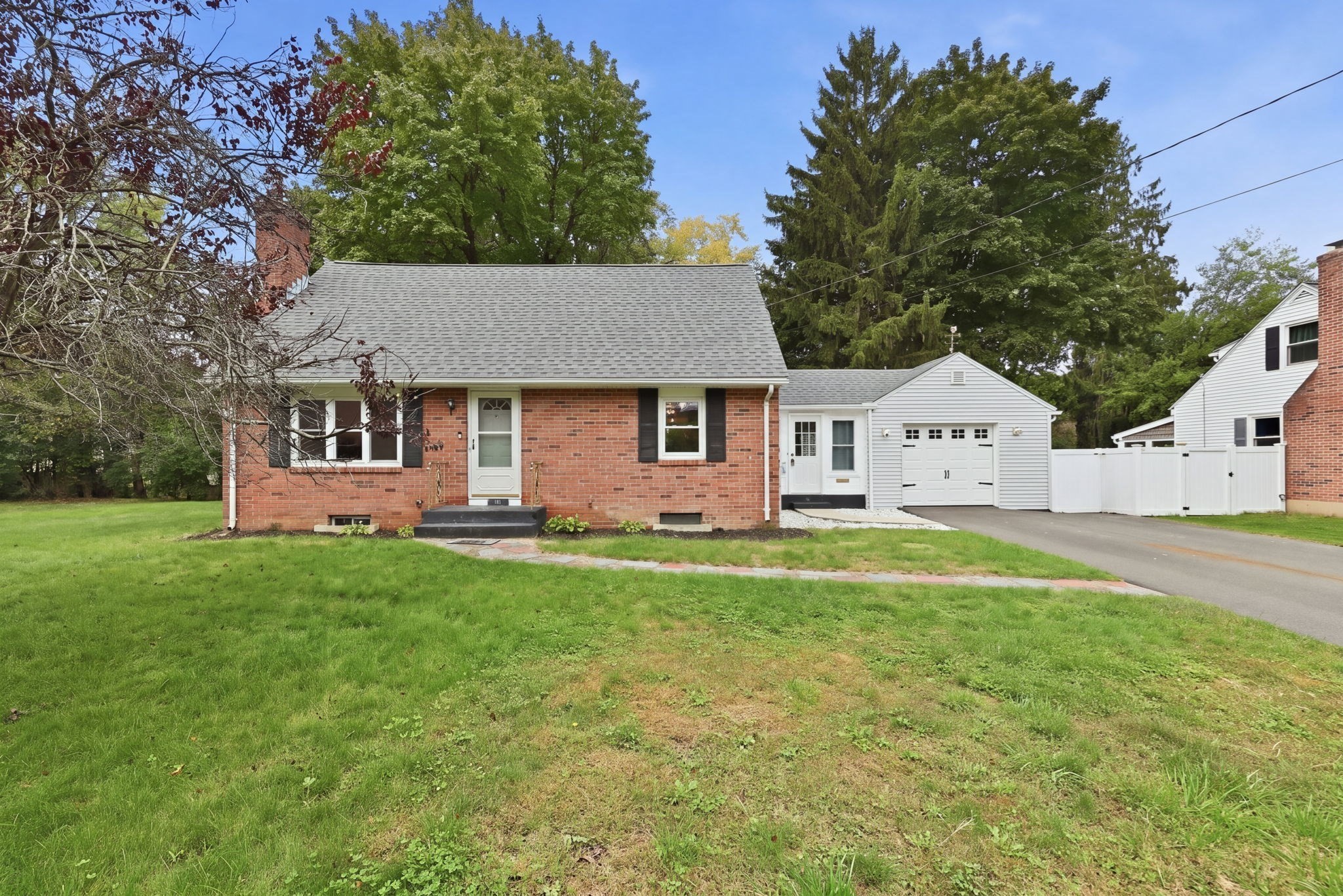 48 E Allen Ridge Rd Property Photo 2