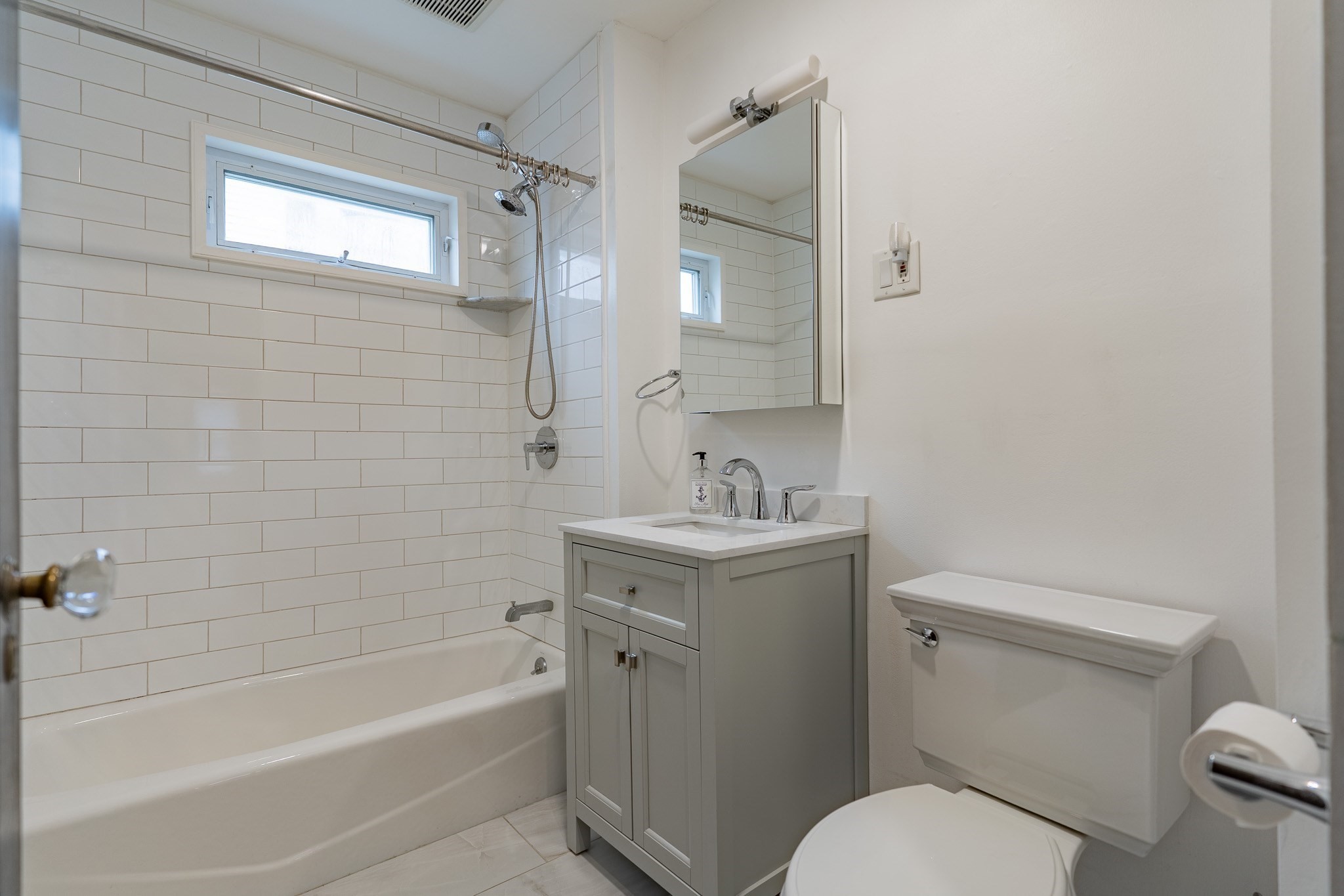 35 Rossmere # 1 Property Photo 10