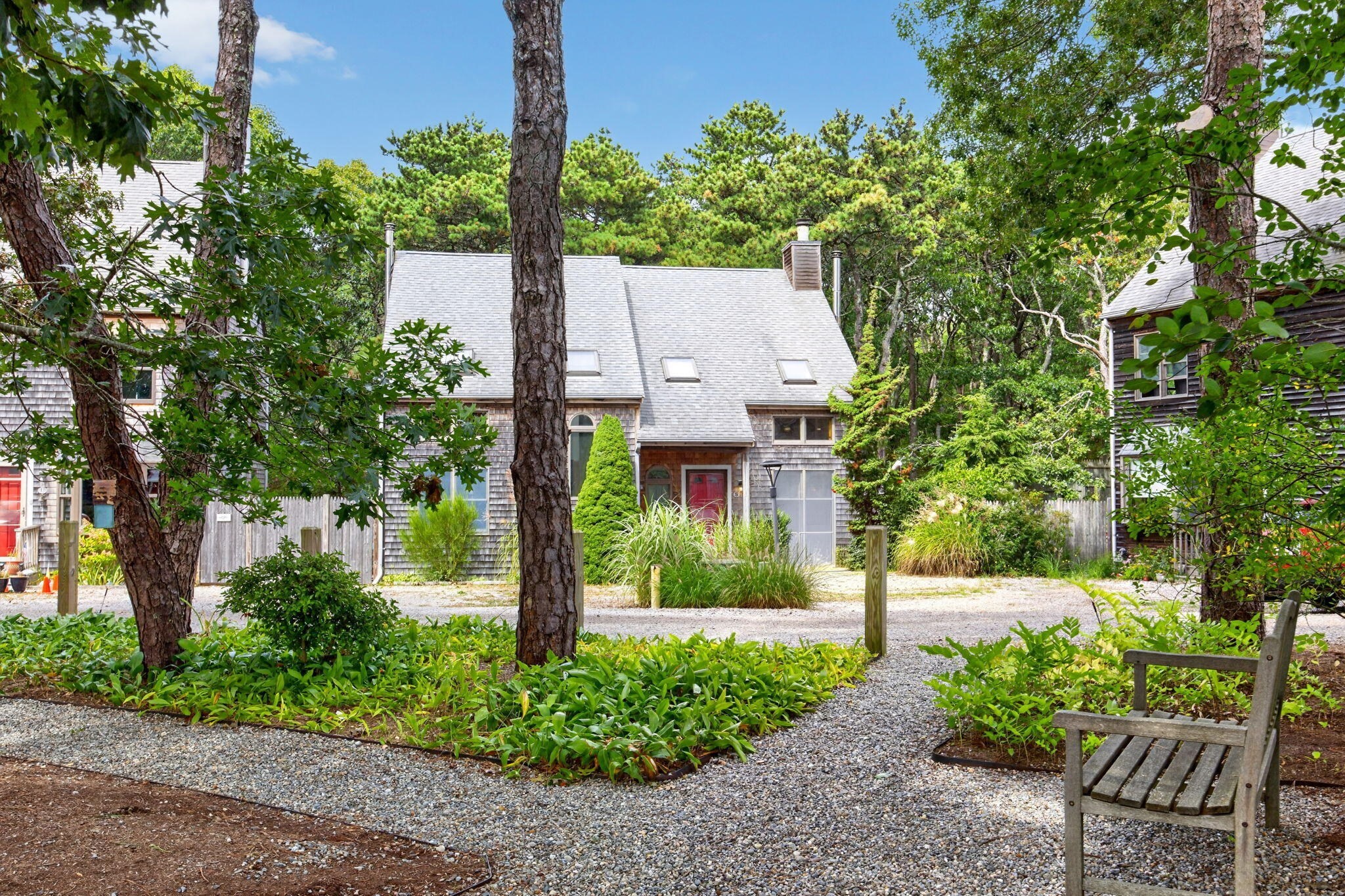 10 Seashore Park Drive Property Photo 1
