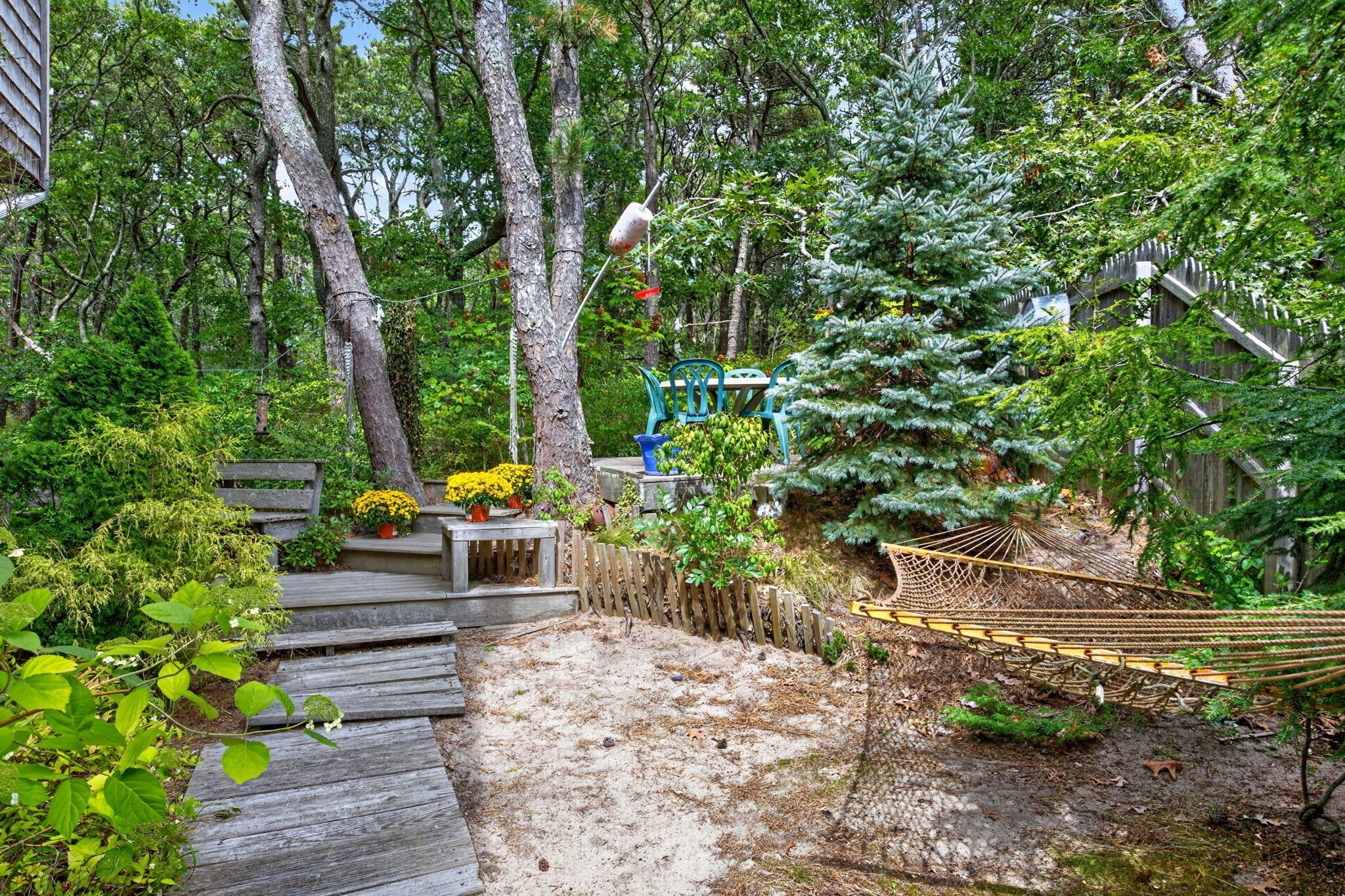 10 Seashore Park Drive Property Photo 25
