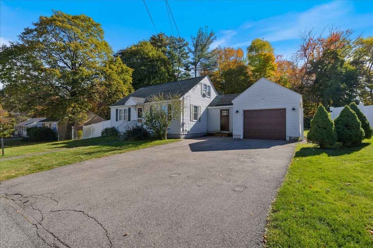 53 Seventeenth St Property Photo 1