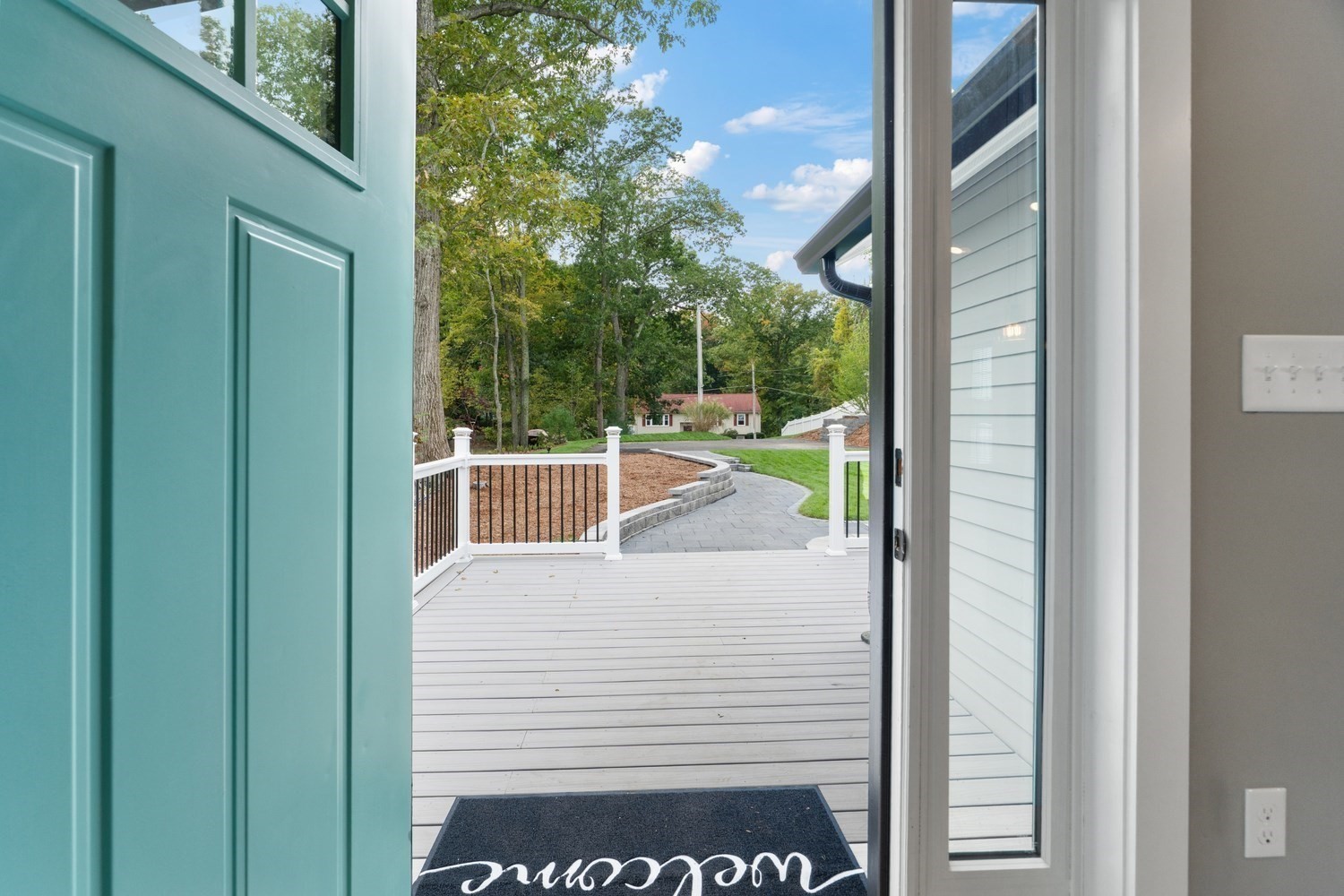 10 Shore Drive Property Photo 3