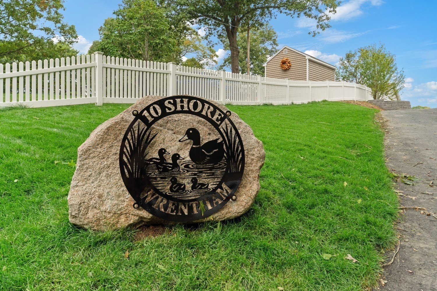 10 Shore Drive Property Photo 4