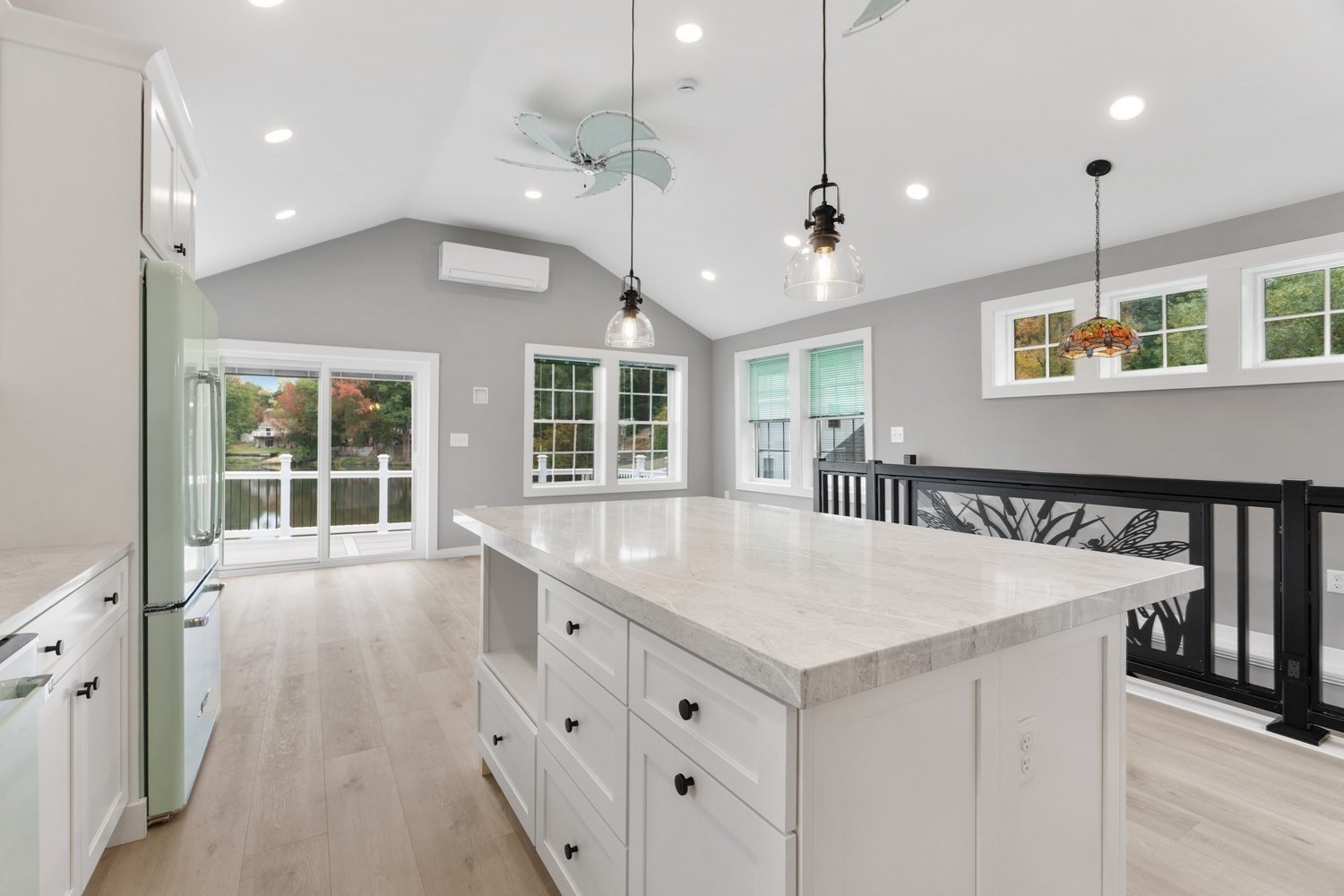 10 Shore Drive Property Photo 12