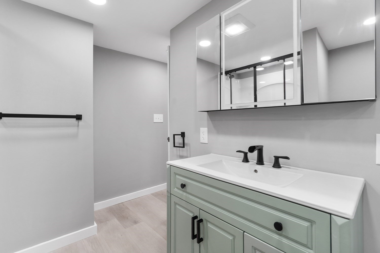 10 Shore Drive Property Photo 18