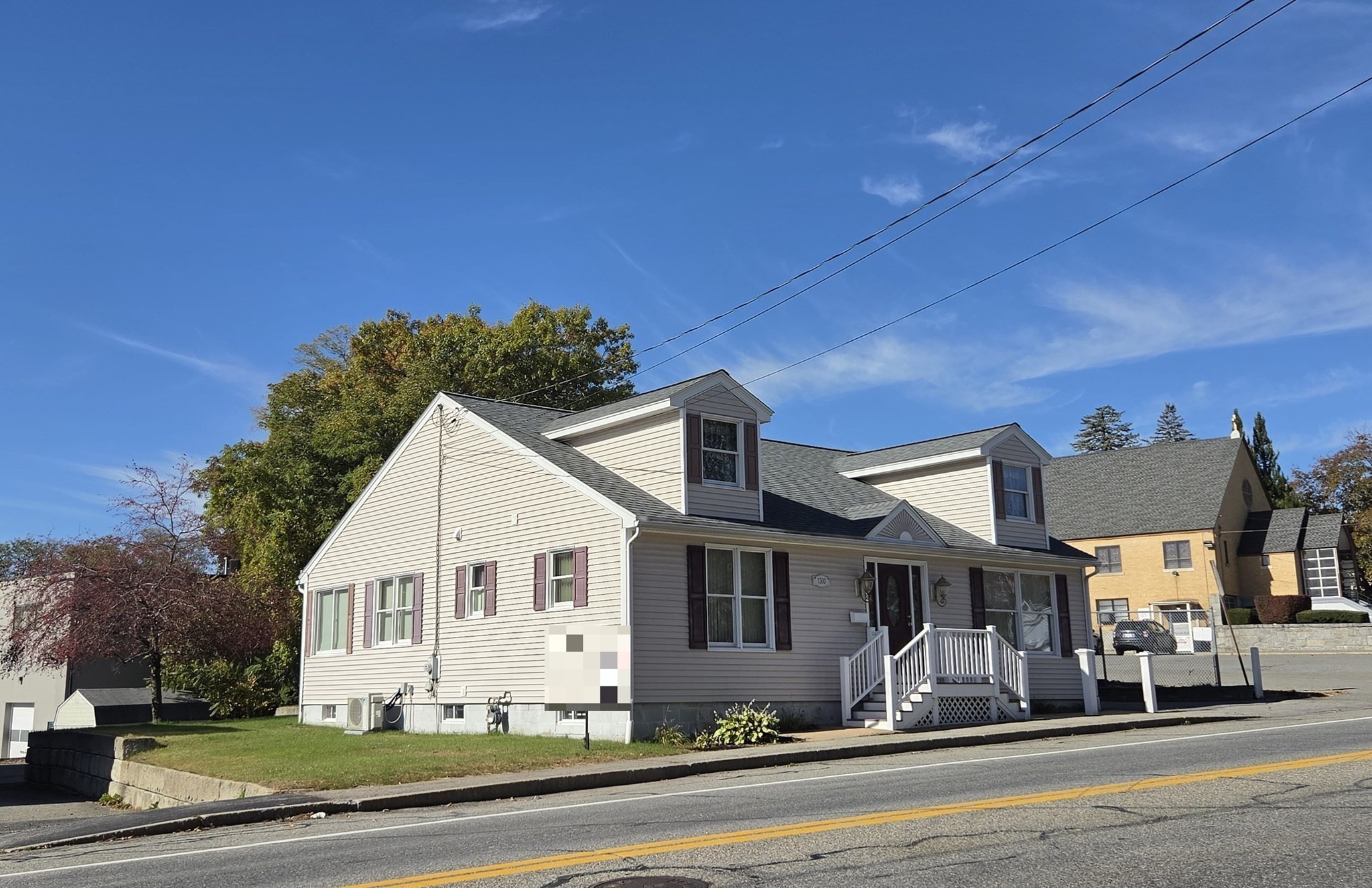 1300 Lakeview Avenue Property Photo 3