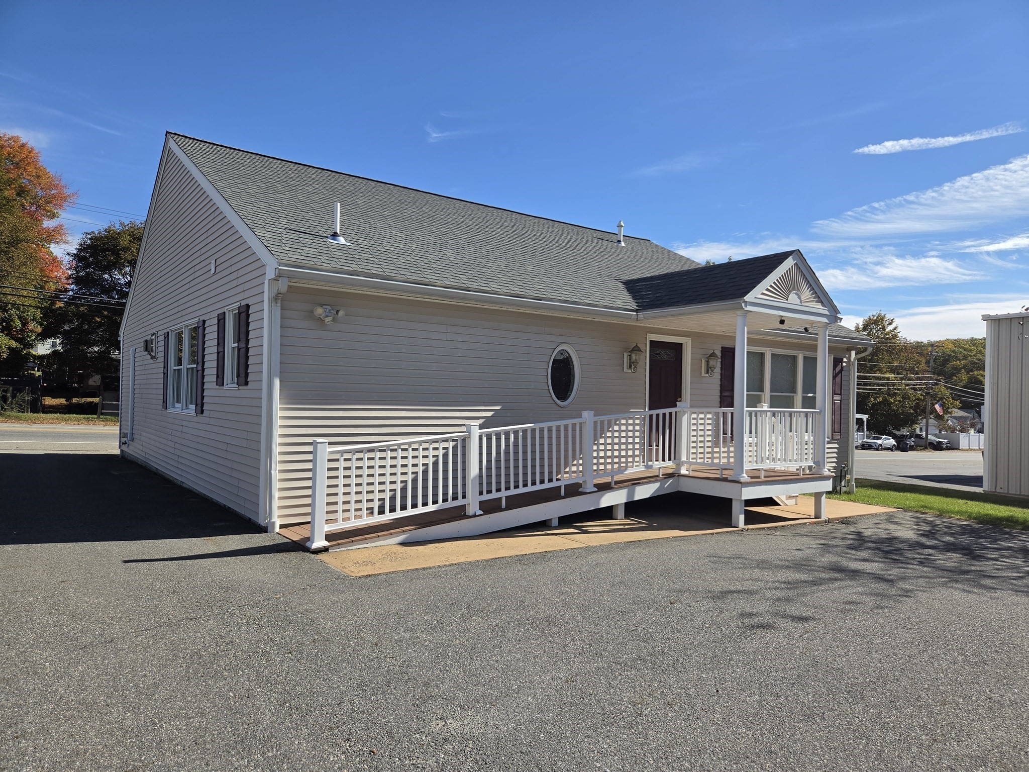 1300 Lakeview Avenue Property Photo 5