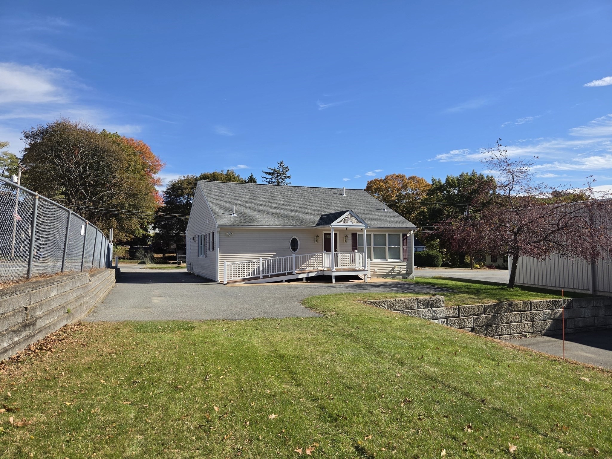 1300 Lakeview Avenue Property Photo 8