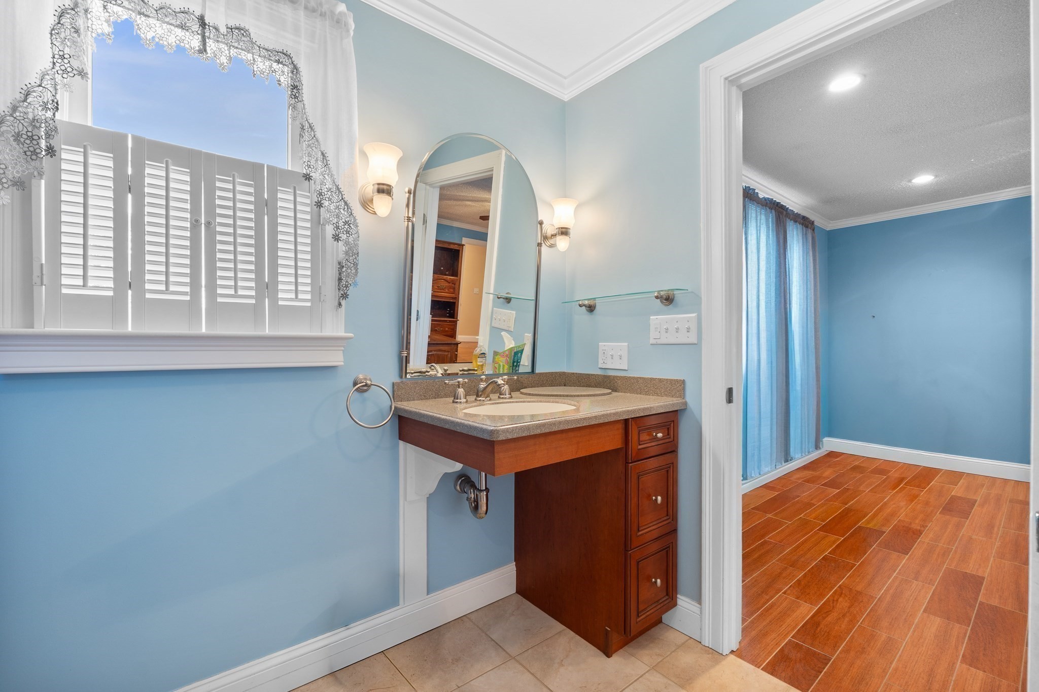 1300 Lakeview Avenue Property Photo 24