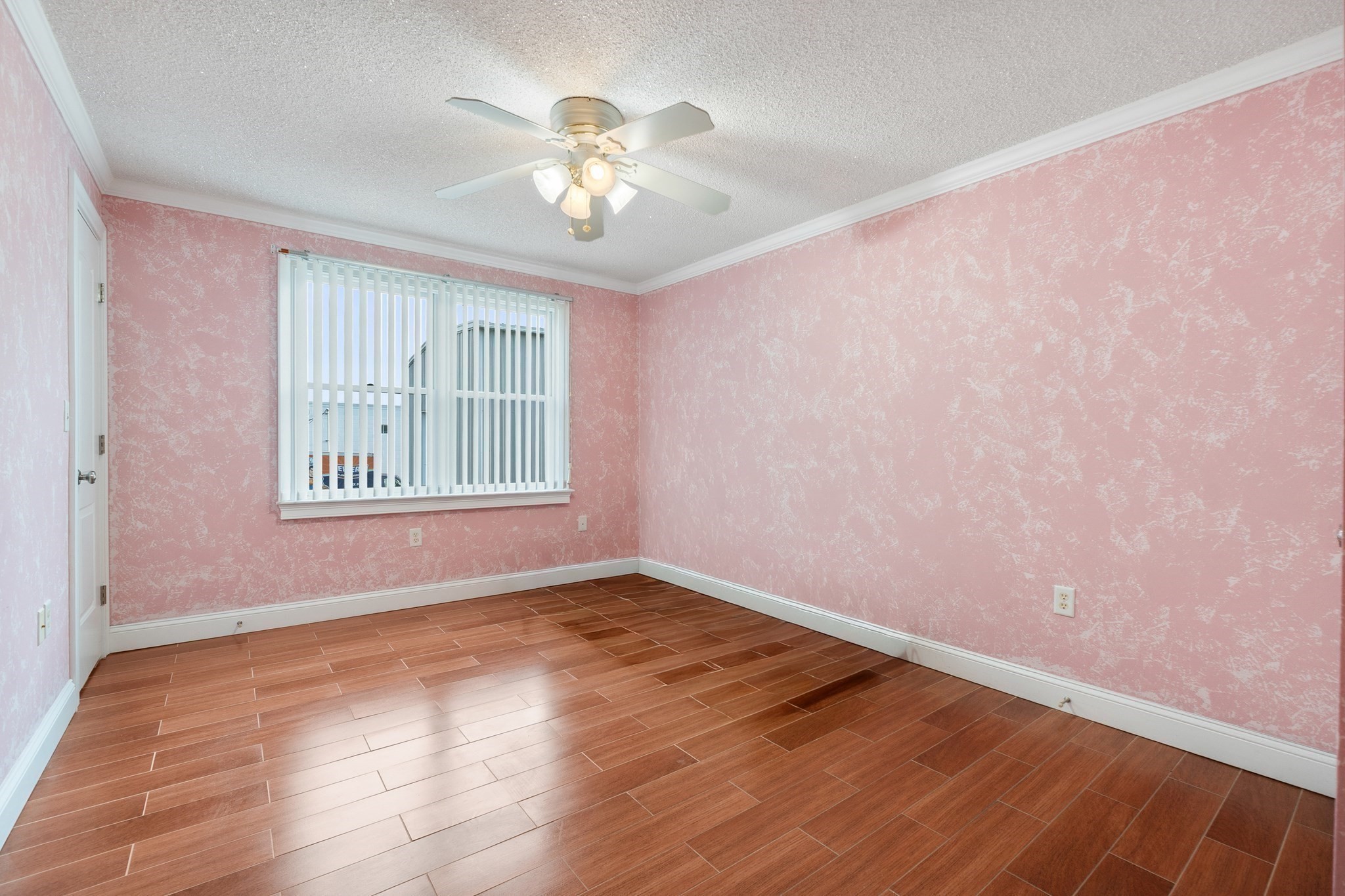 1300 Lakeview Avenue Property Photo 26