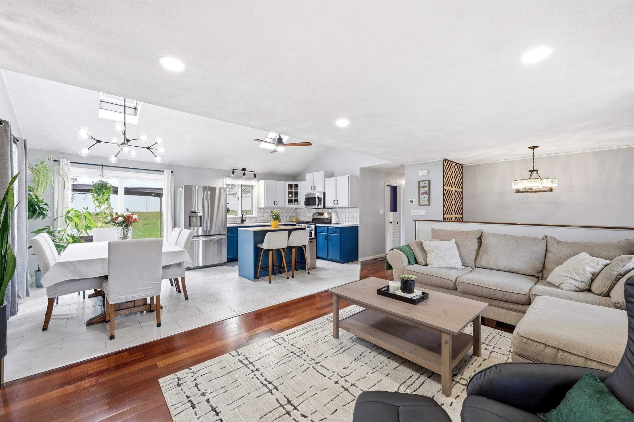 17 Dundee St Property Photo 2