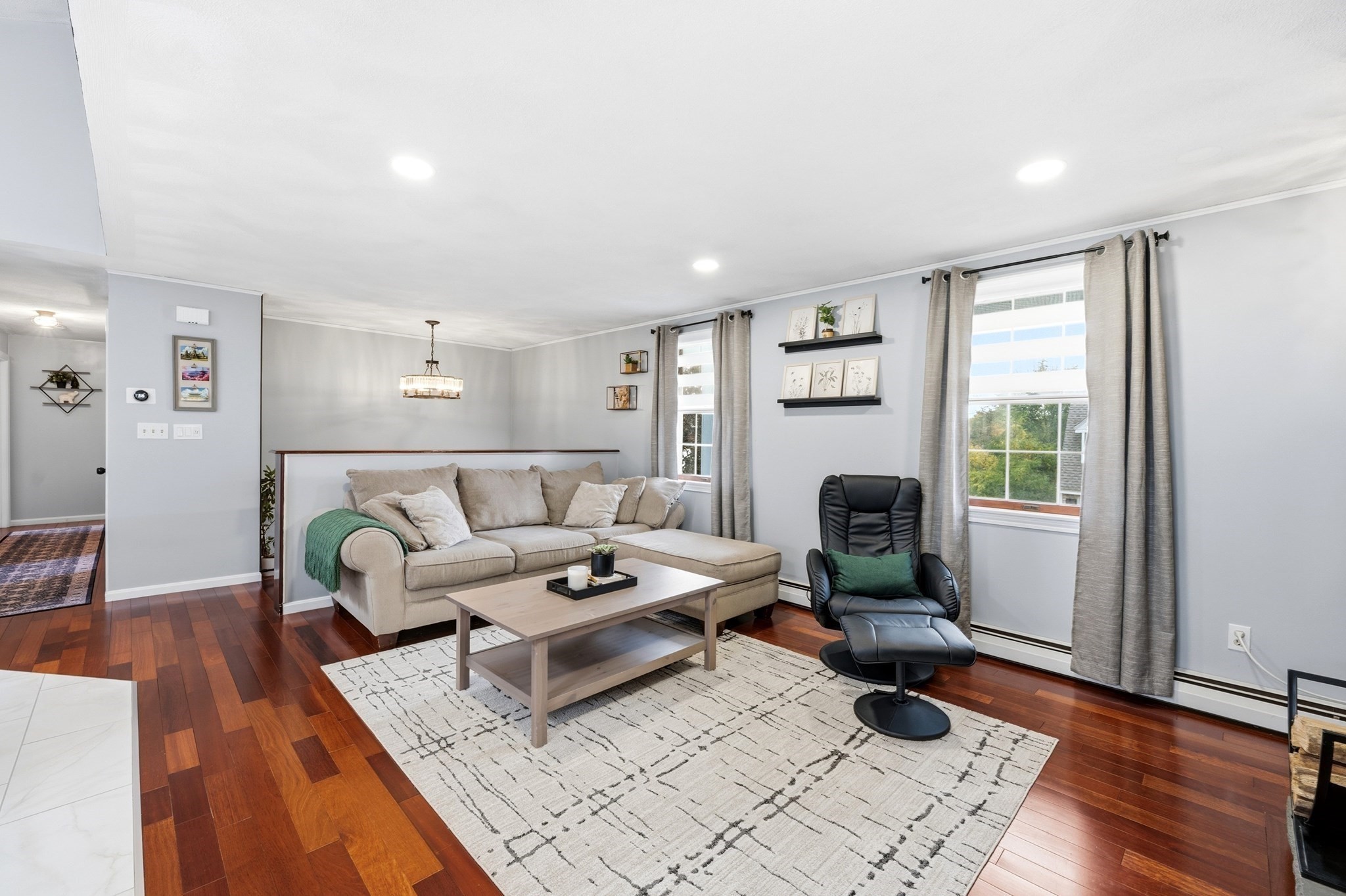 17 Dundee St Property Photo 11