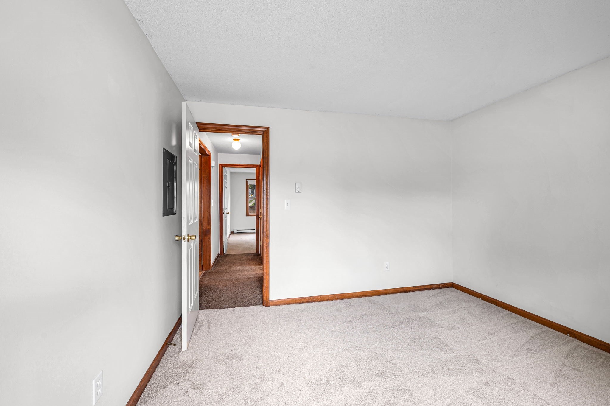 149 Dale St # R Property Photo 15