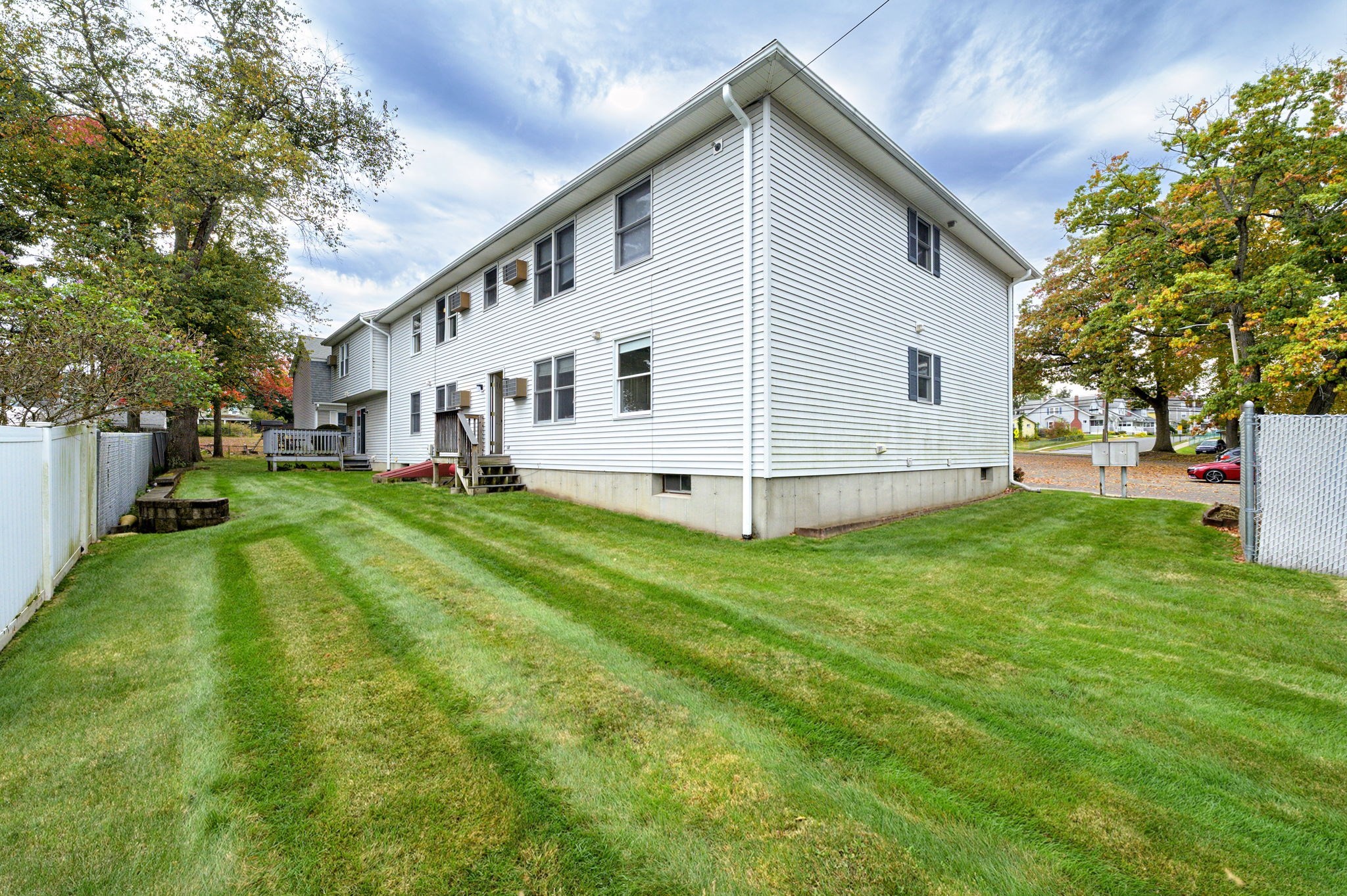 149 Dale St # R Property Photo 24