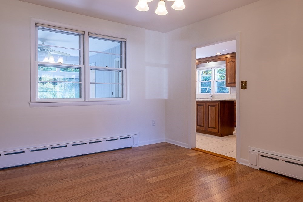 346 Chestnut St Property Photo 9