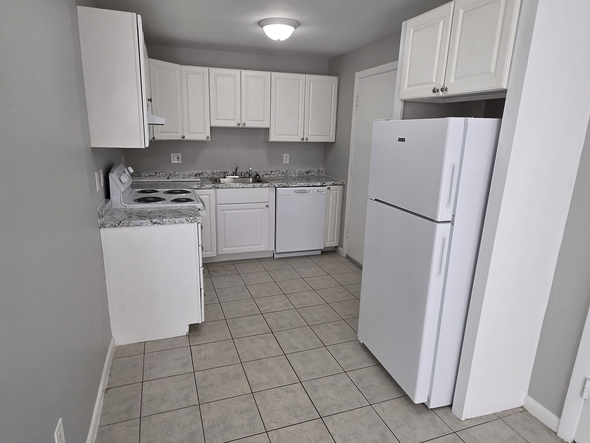 815 Morton # 19 Property Photo 1