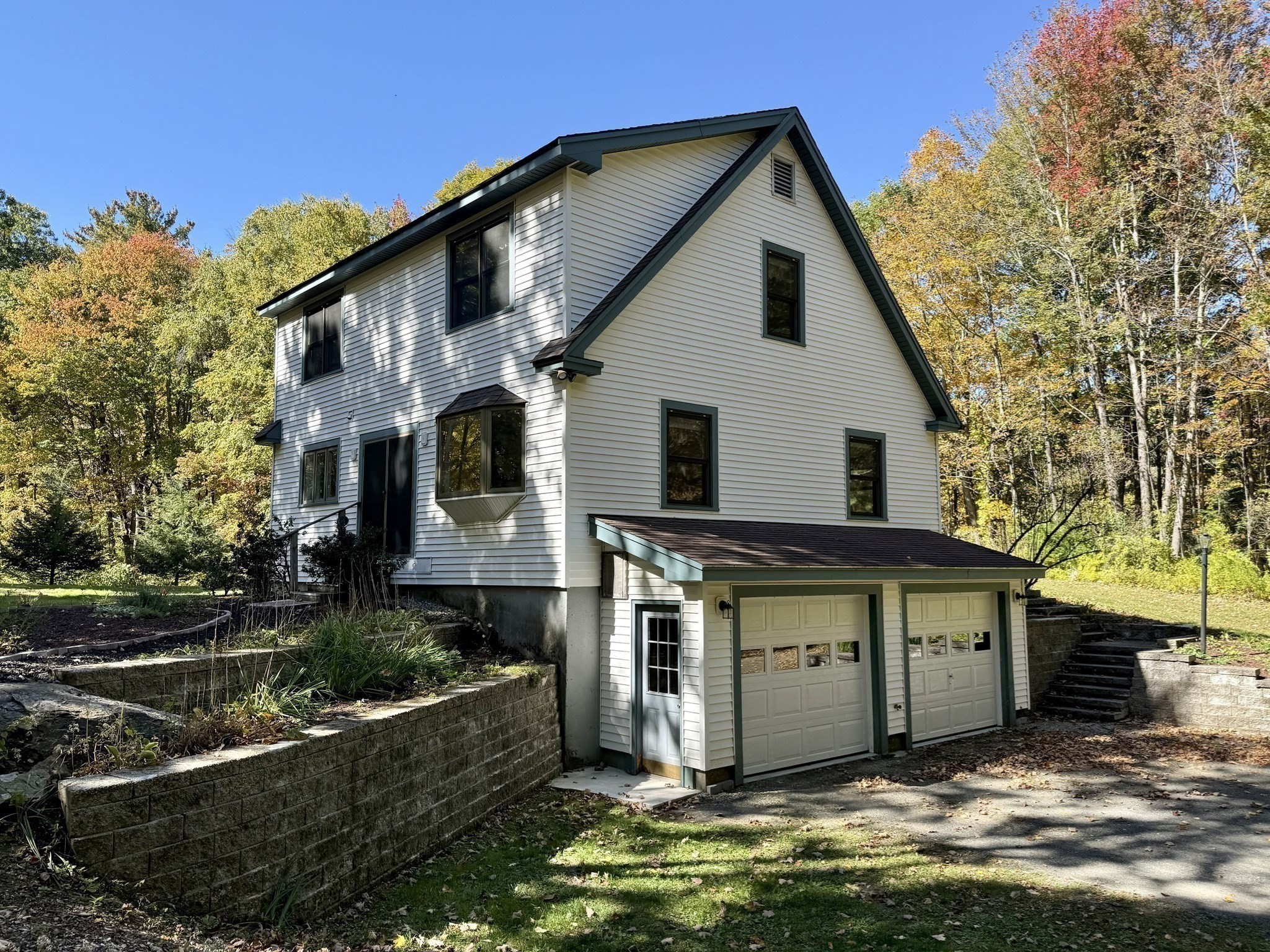 353 S Shelburne Rd Property Photo 4