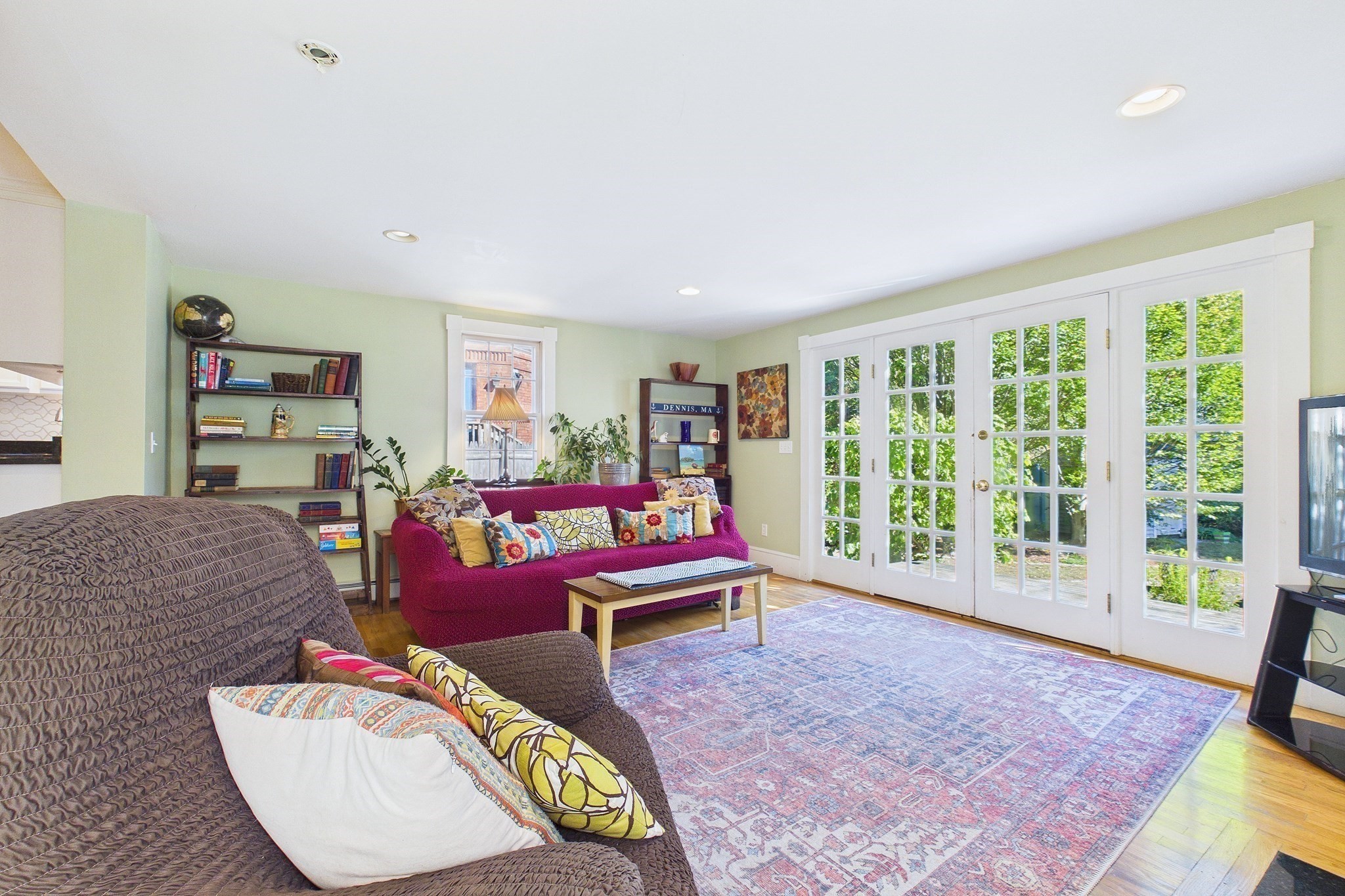 68 Court St. Property Photo 21