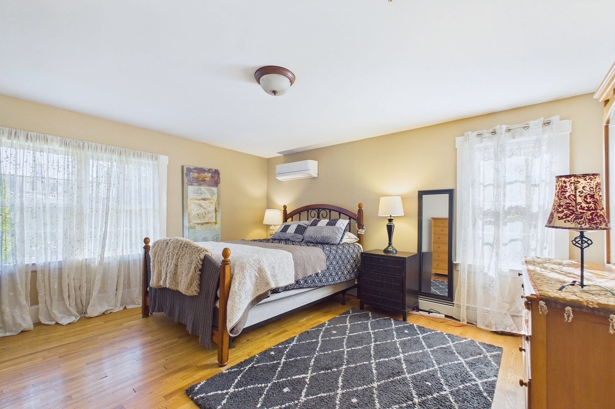 68 Court St. Property Photo 22