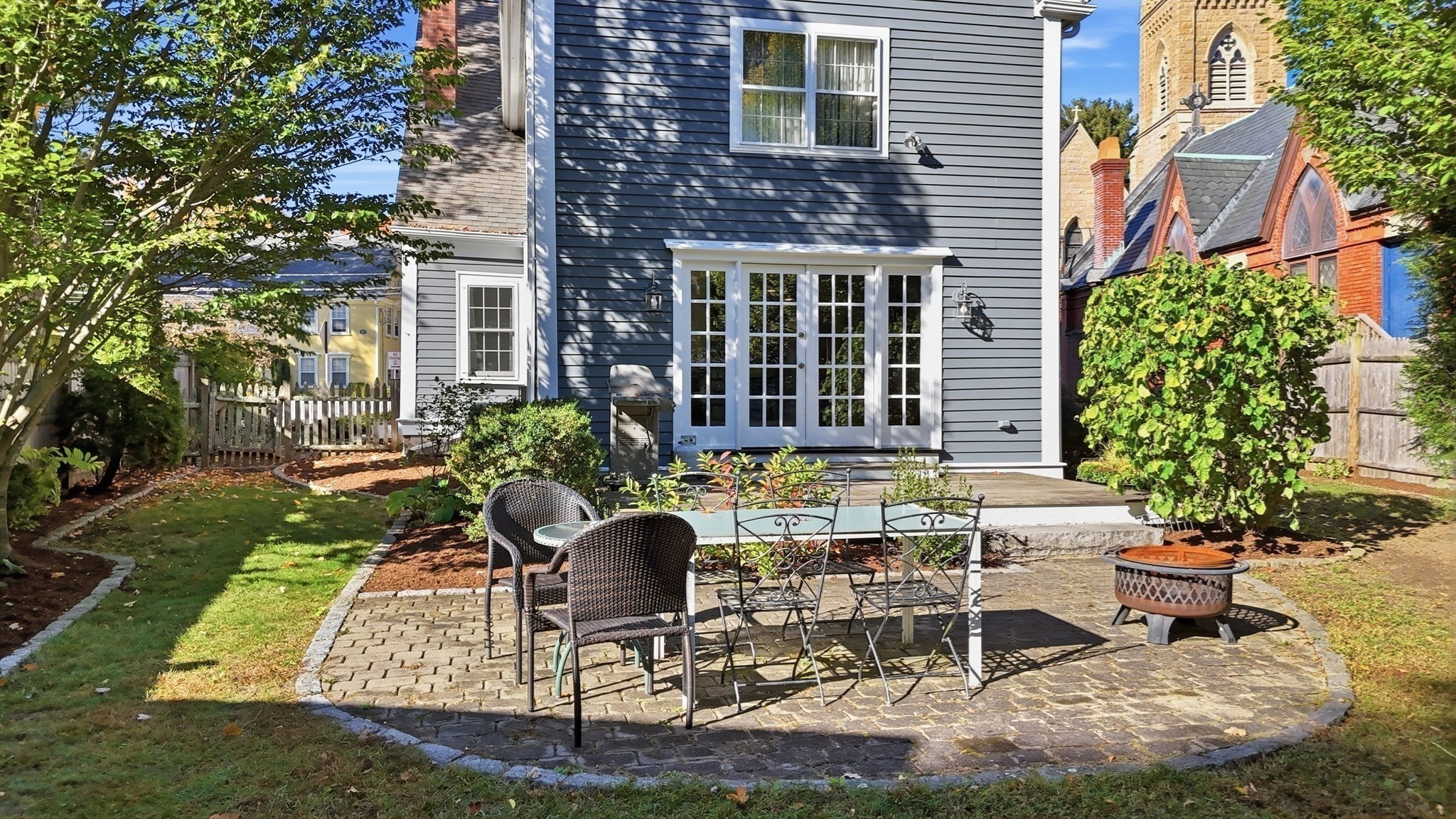68 Court St. Property Photo 35