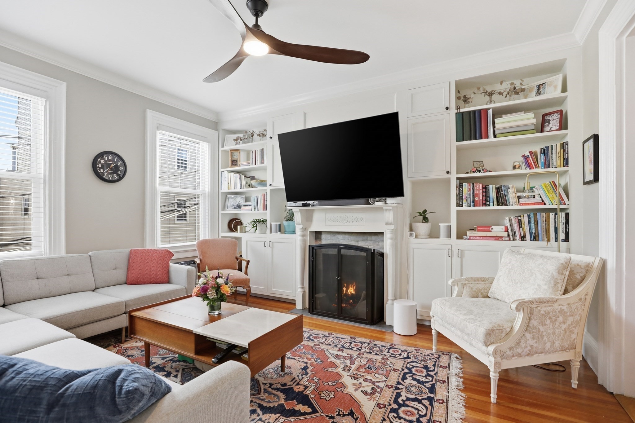 16 Sackville St # 2 Property Photo 1