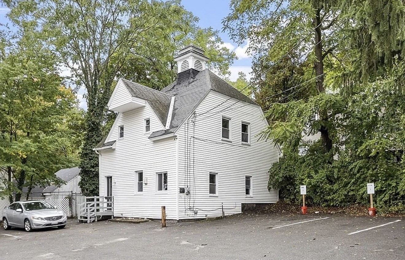 17 Gage St Property Photo 1