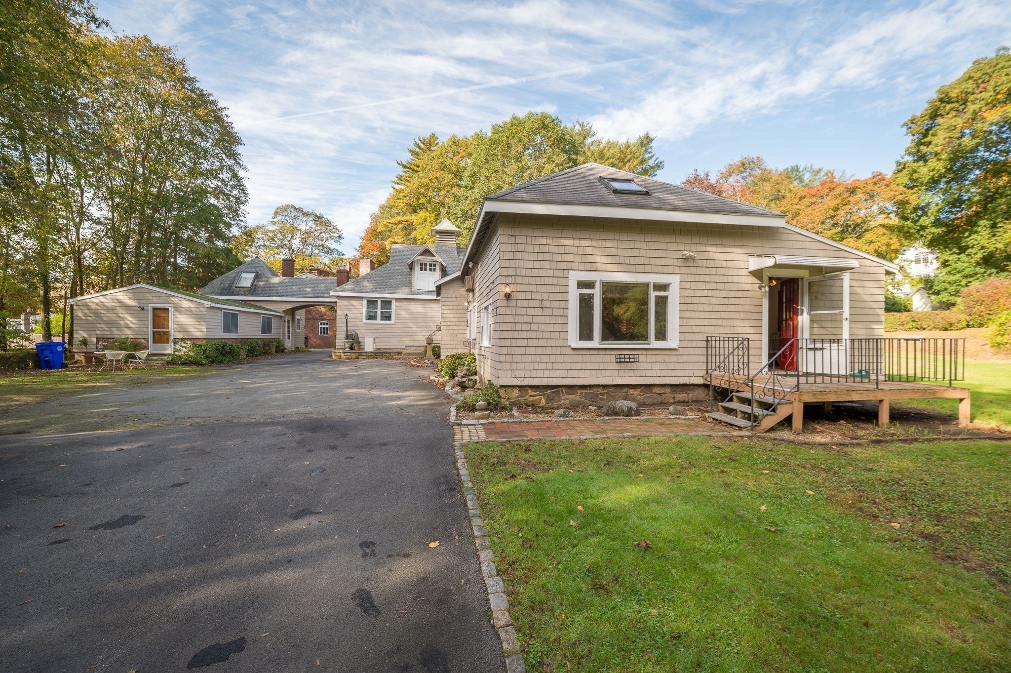 3 Highland Ave Property Photo 5