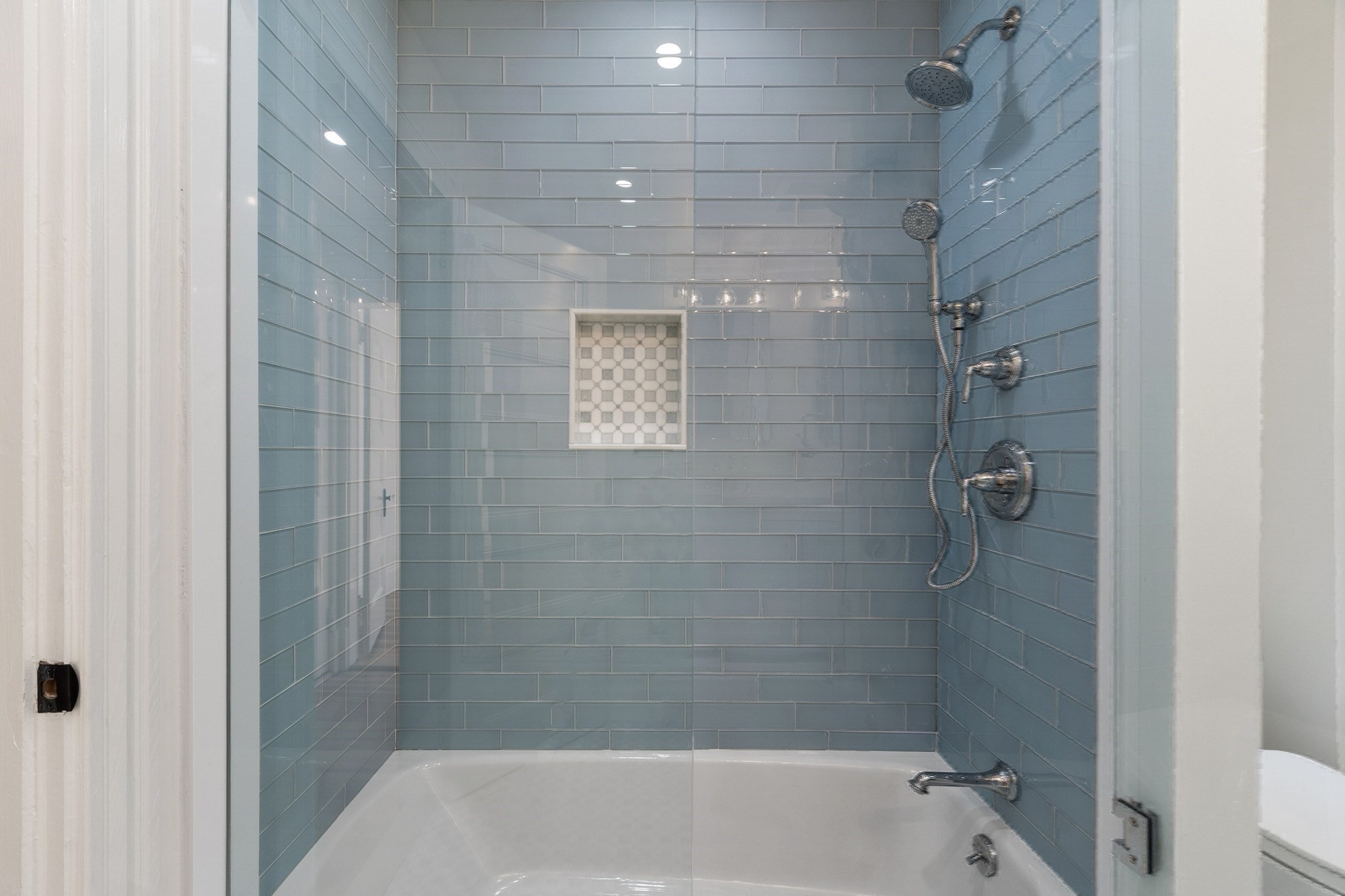 242 Lexington Rd Property Photo 26